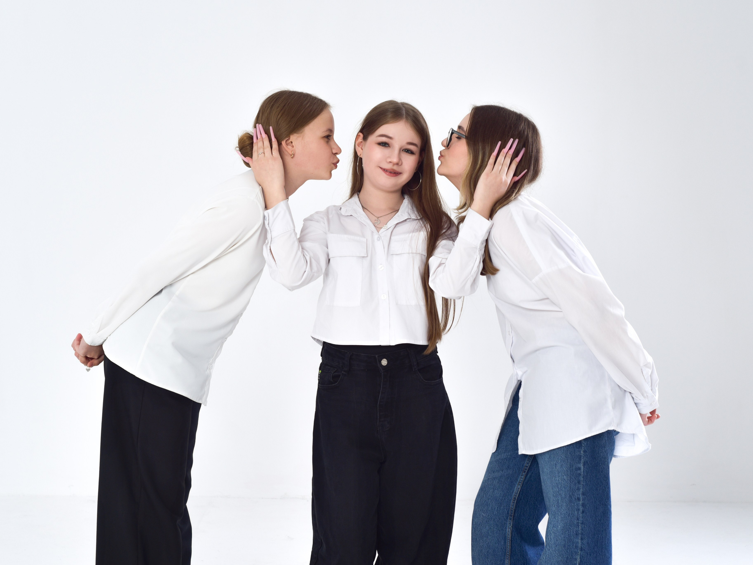 Альбом на окончание школы 9 и 11 класс «Взрывной». Выпускные альбомы в Тюмени для школ, садов, вузов спортивных секций