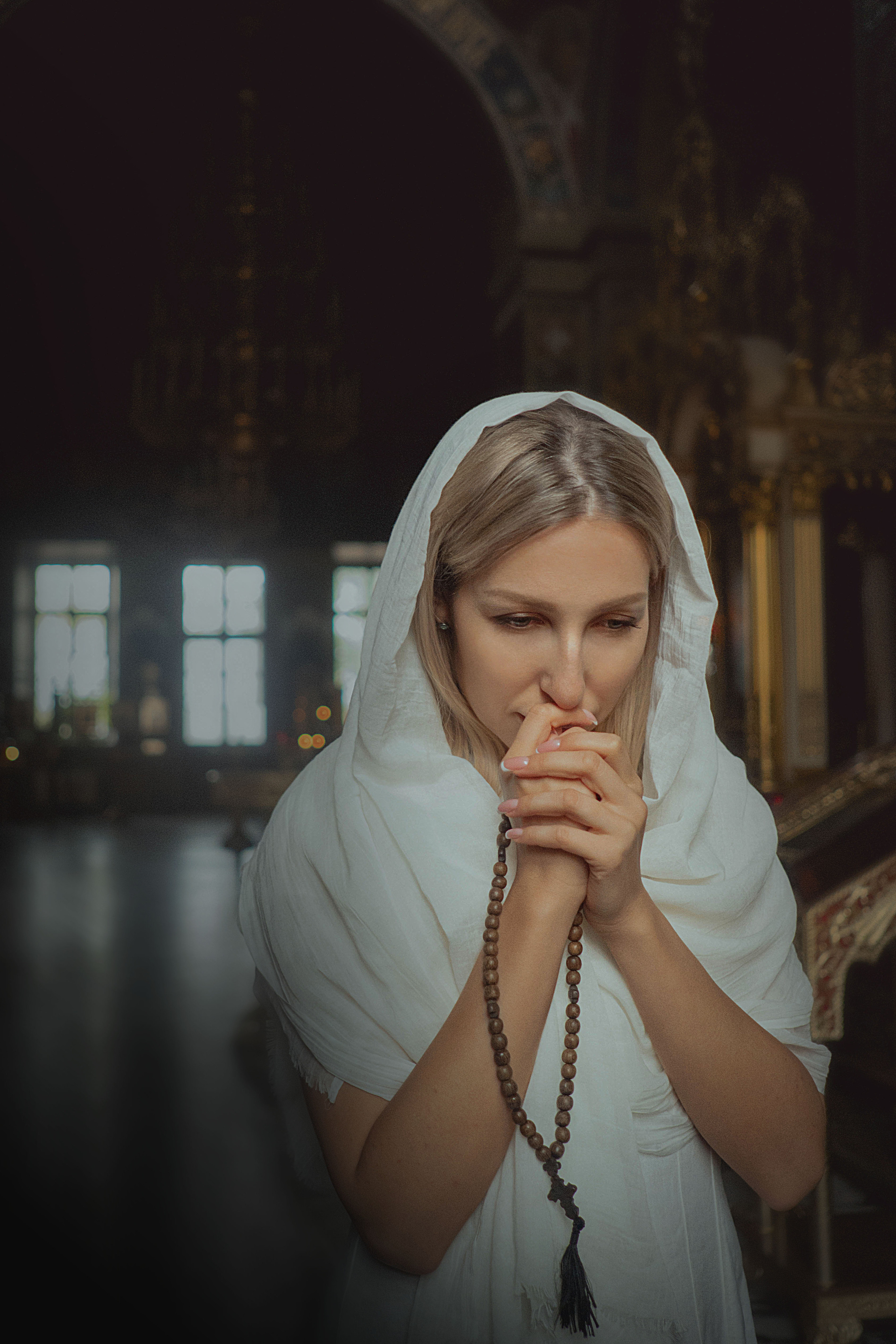 в Храме Москва, фотограф на крещение, церковный фотограф,таинство крещения