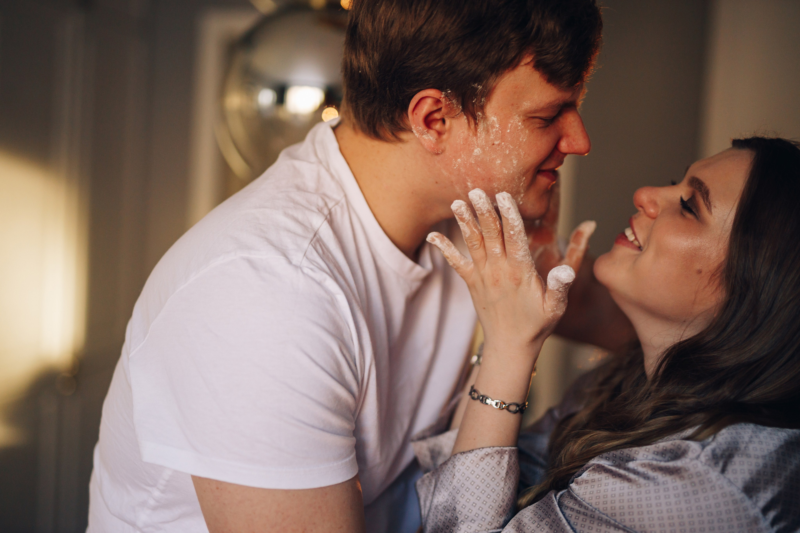 Семейная съёмка дома. Дмитрий Мартьянов семейный фотограф в Санкт-Петербурге