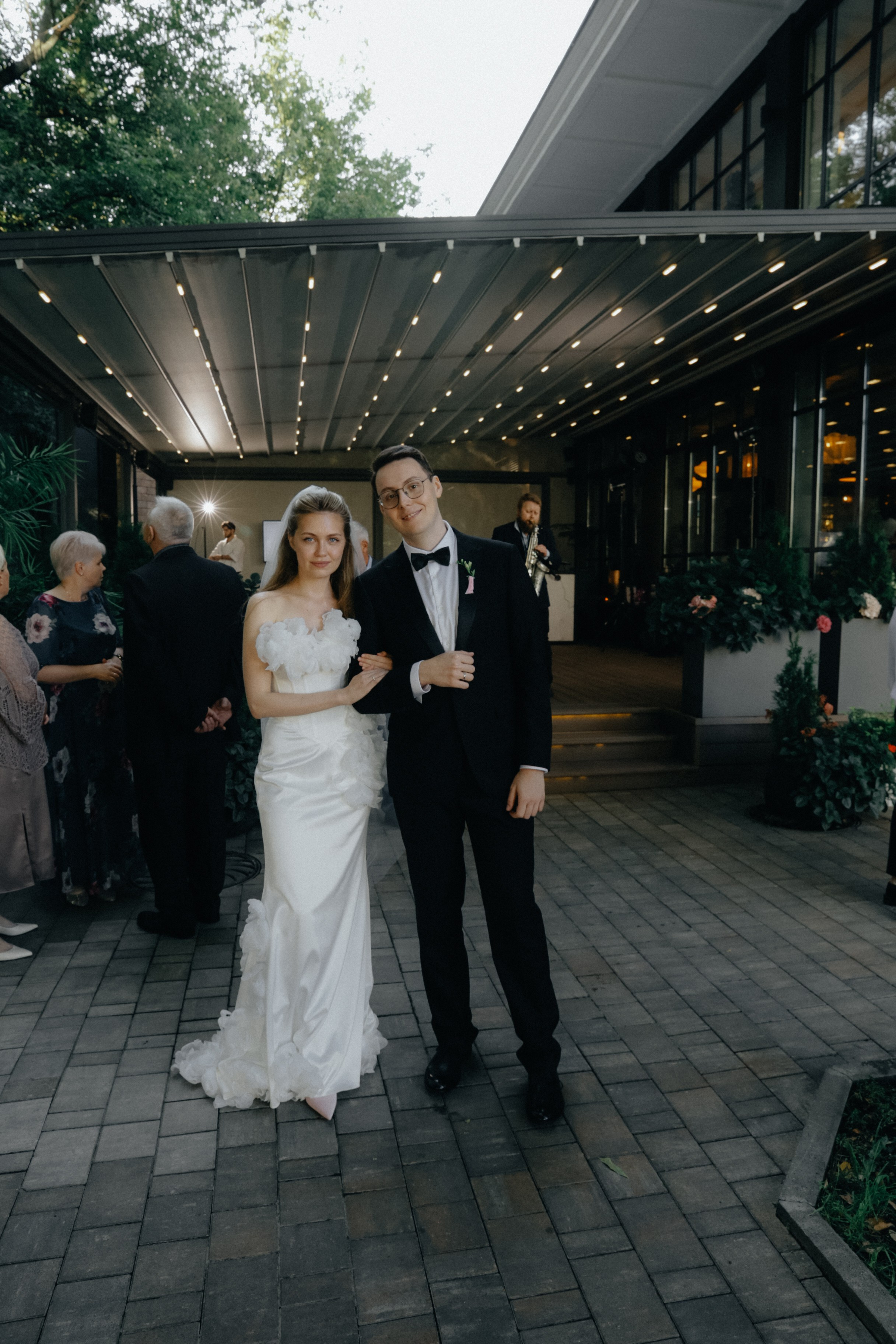 Теплый август