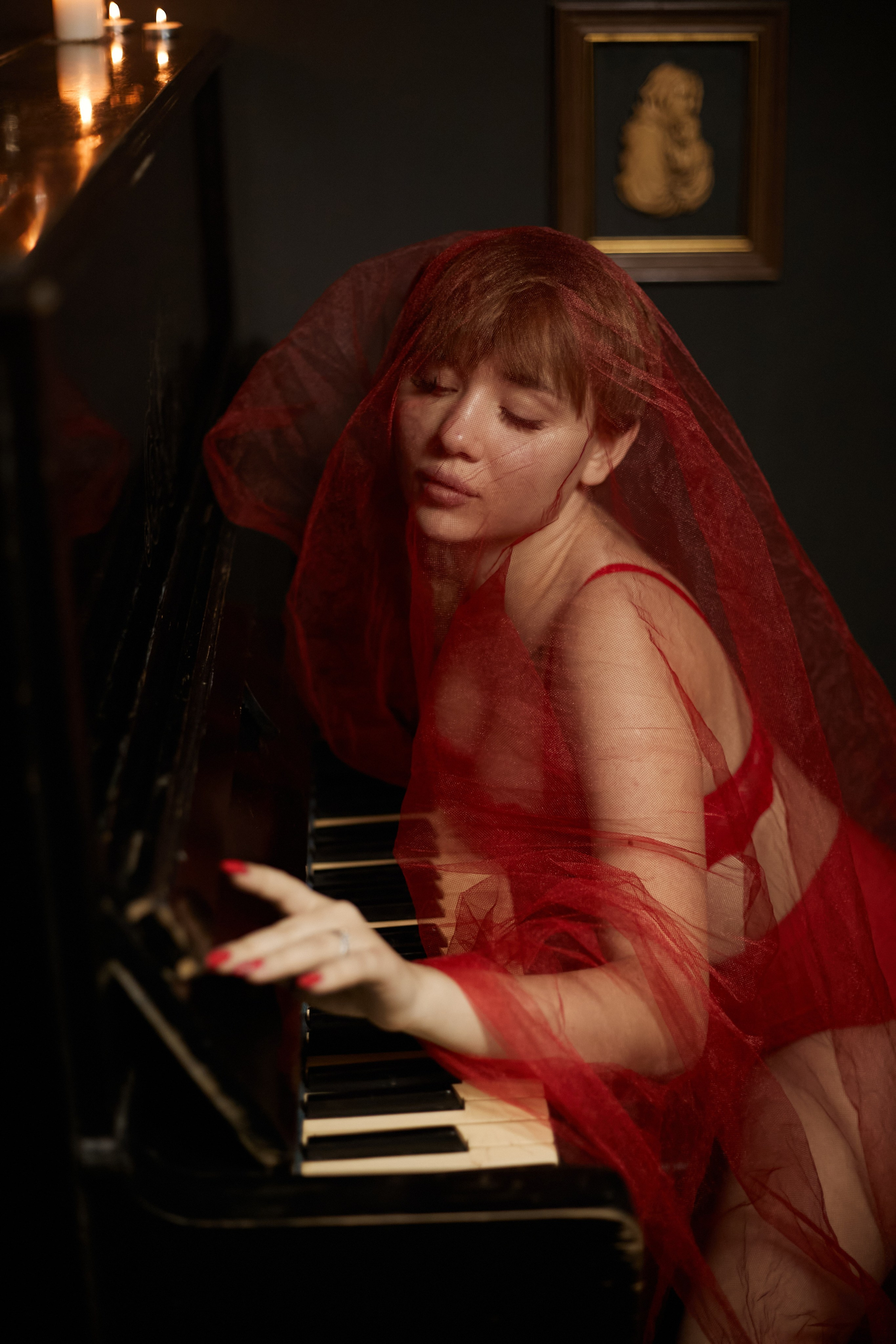 «In red». Свадебный и креативный фотограф в ЮФО и МСК