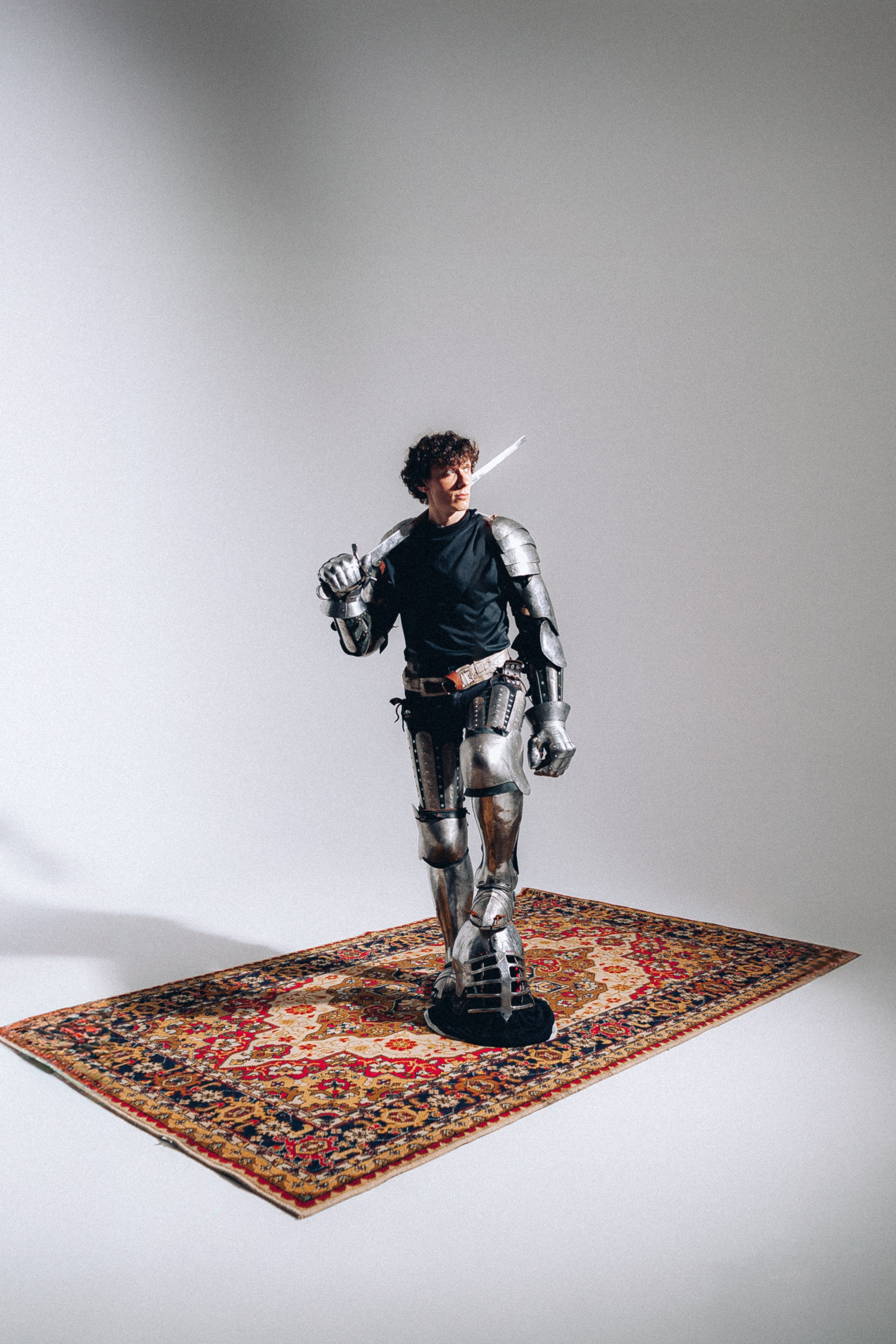 Никита съемка в доспехах