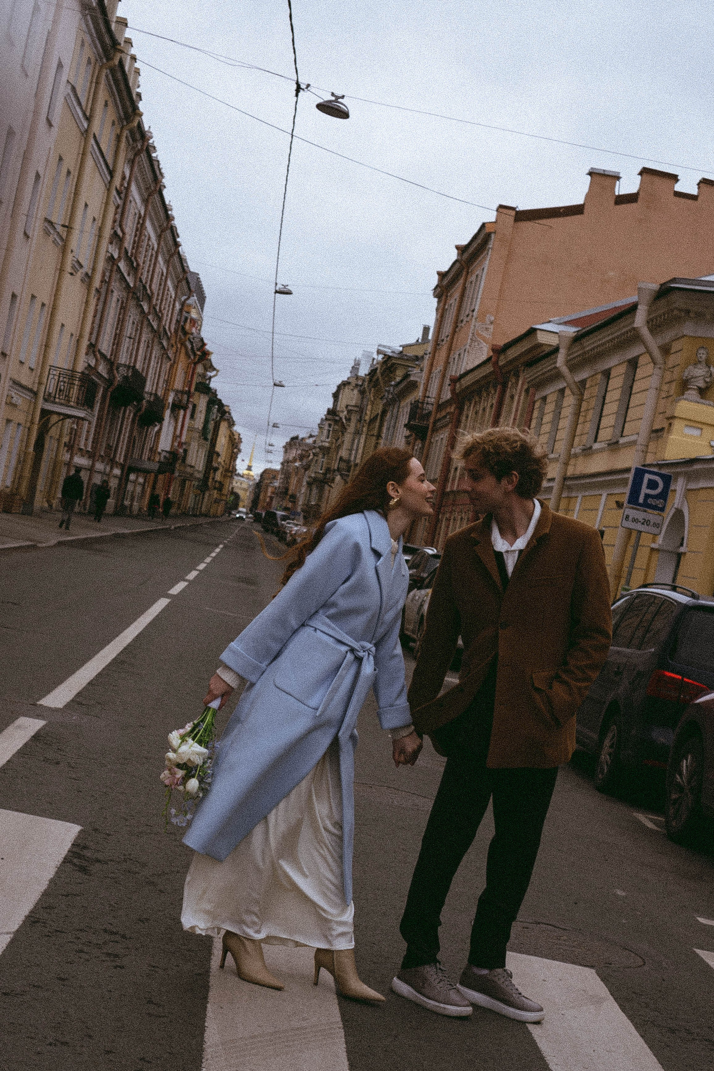 СВАДЕБНАЯ СЬЕМКА В ОТЕЛЕ. СБОРЫ ЖЕНИХА И НЕВЕСТЫ И ТАКЖЕ ТОР И ПОДГОТОВКА К ПРОГУЛКЕ И ПРОГУЛКА ПО ПЕТРОГРАДКЕ. Профессиональный фотограф, Санкт-Петербург — Виктория Богомолова