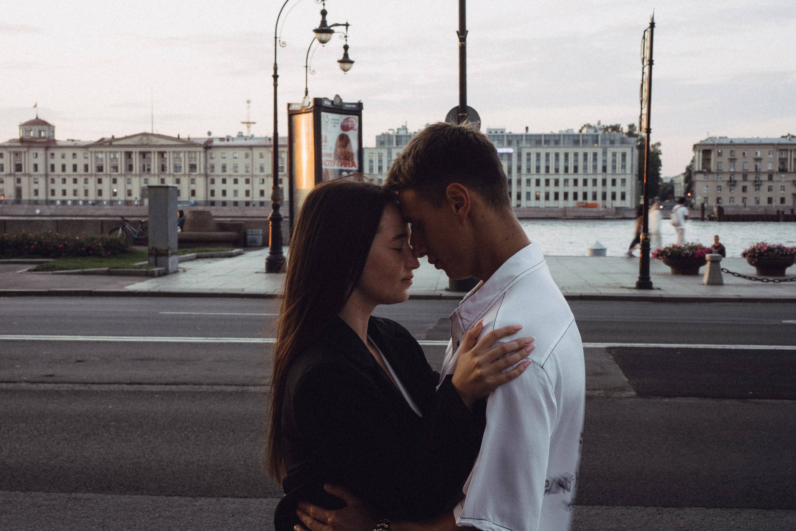 Городская прогулка влюбленных. Профессиональный фотограф, Санкт-Петербург — Виктория Богомолова
