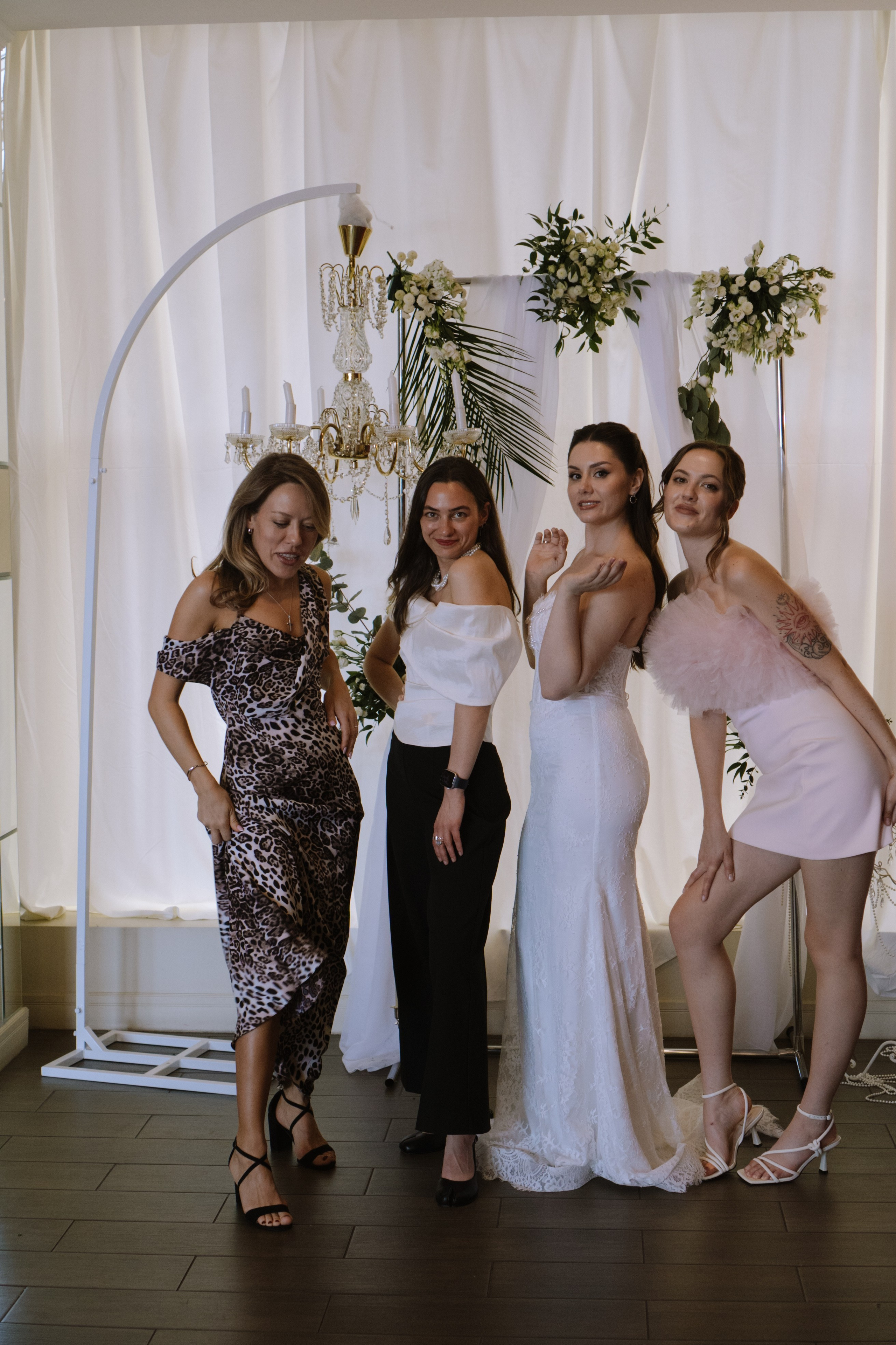 СВАДЕБНЫЙ БАНКЕТ НА ВЛАДИМИРСКОЙ В САНКТ-ПЕТЕРБУРГЕ (КАМЕРНАЯ СВАДЬБА). Профессиональный фотограф, Санкт-Петербург — Виктория Богомолова