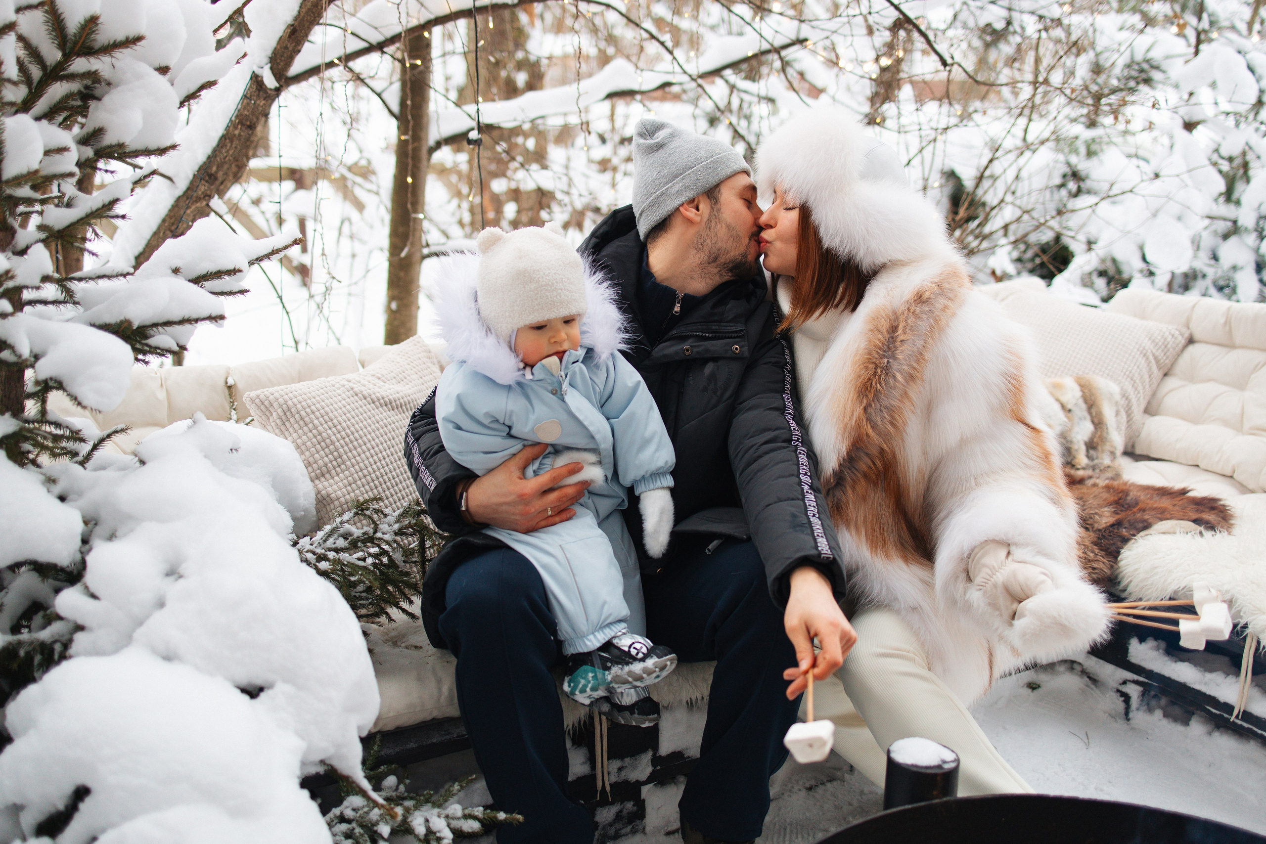 Ксения, Владимир, Леон, Шале в лесу. Семейный фотограф в Москве Марина Петра