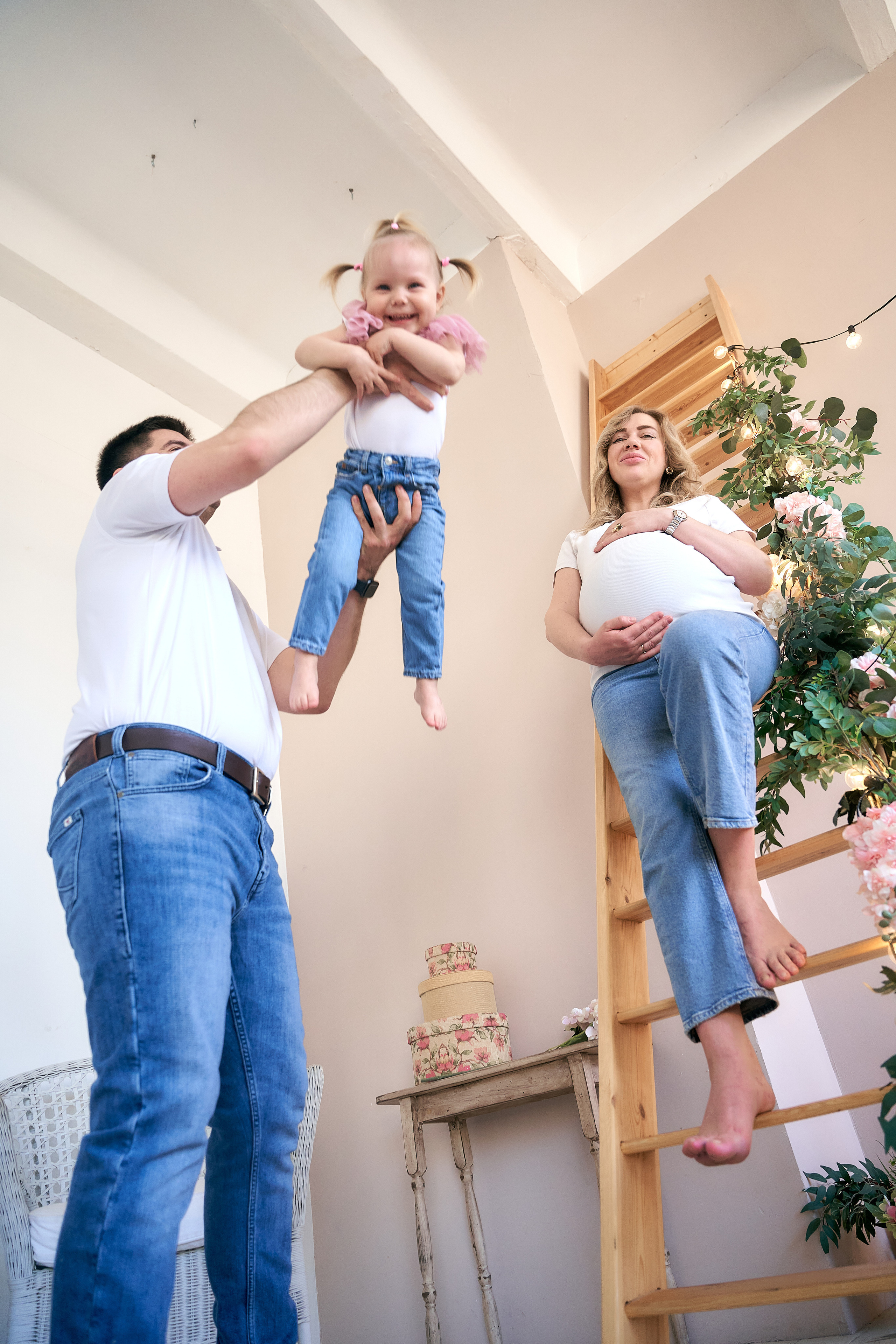 Антон, Алина и Милана. Фото/видео контент Москва