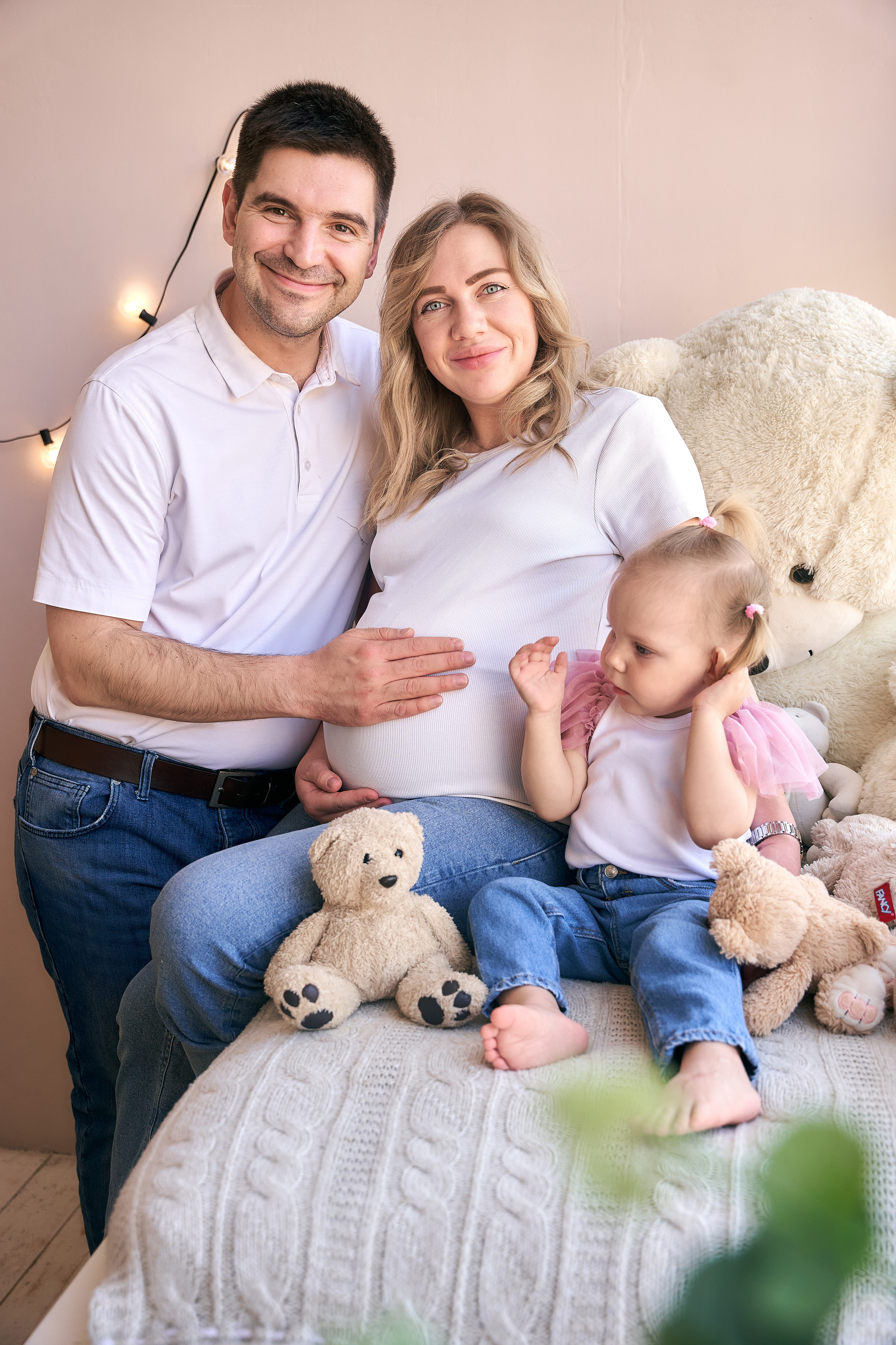 Антон, Алина и Милана. Фото/видео контент Москва