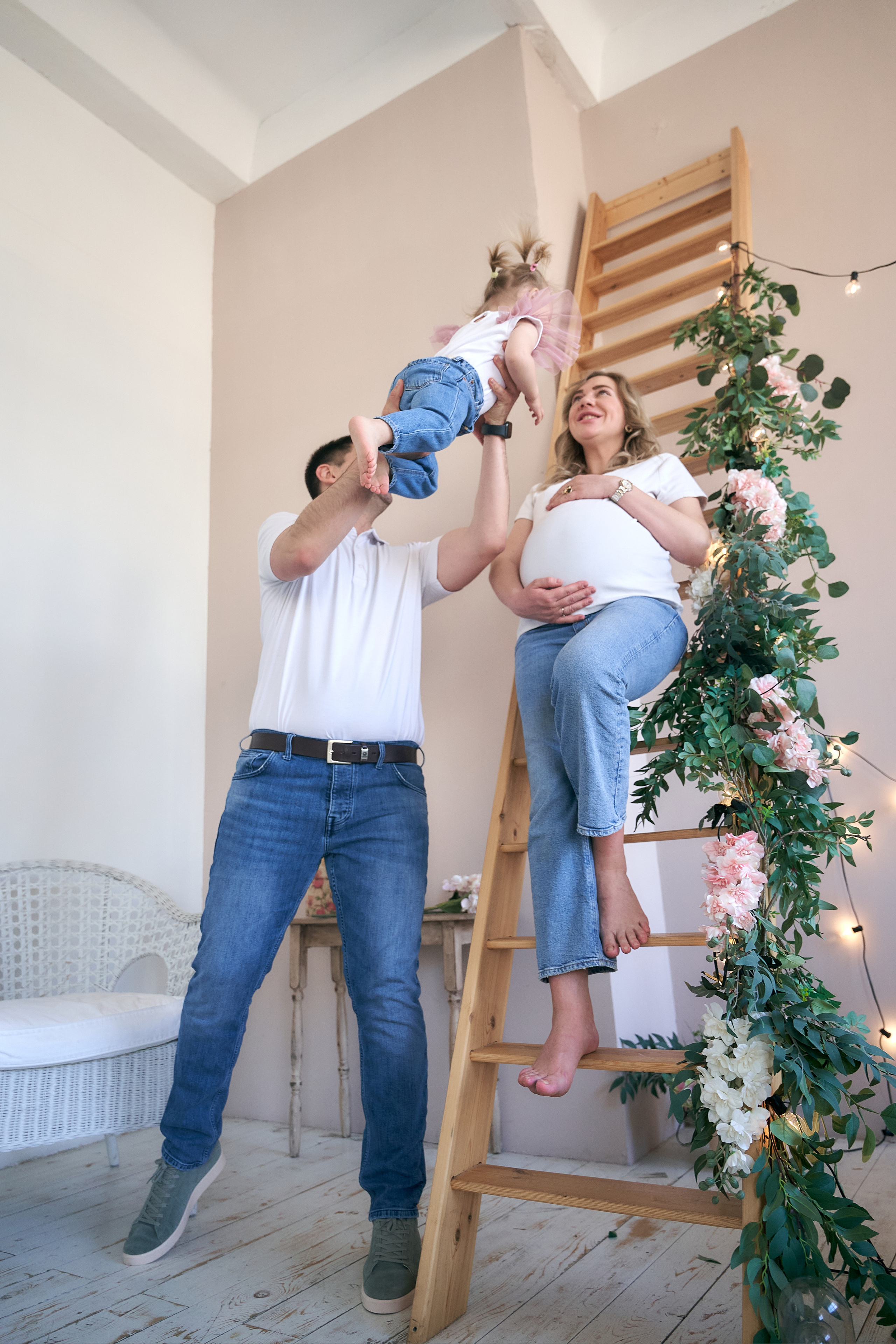 Антон, Алина и Милана. Фото/видео контент Москва