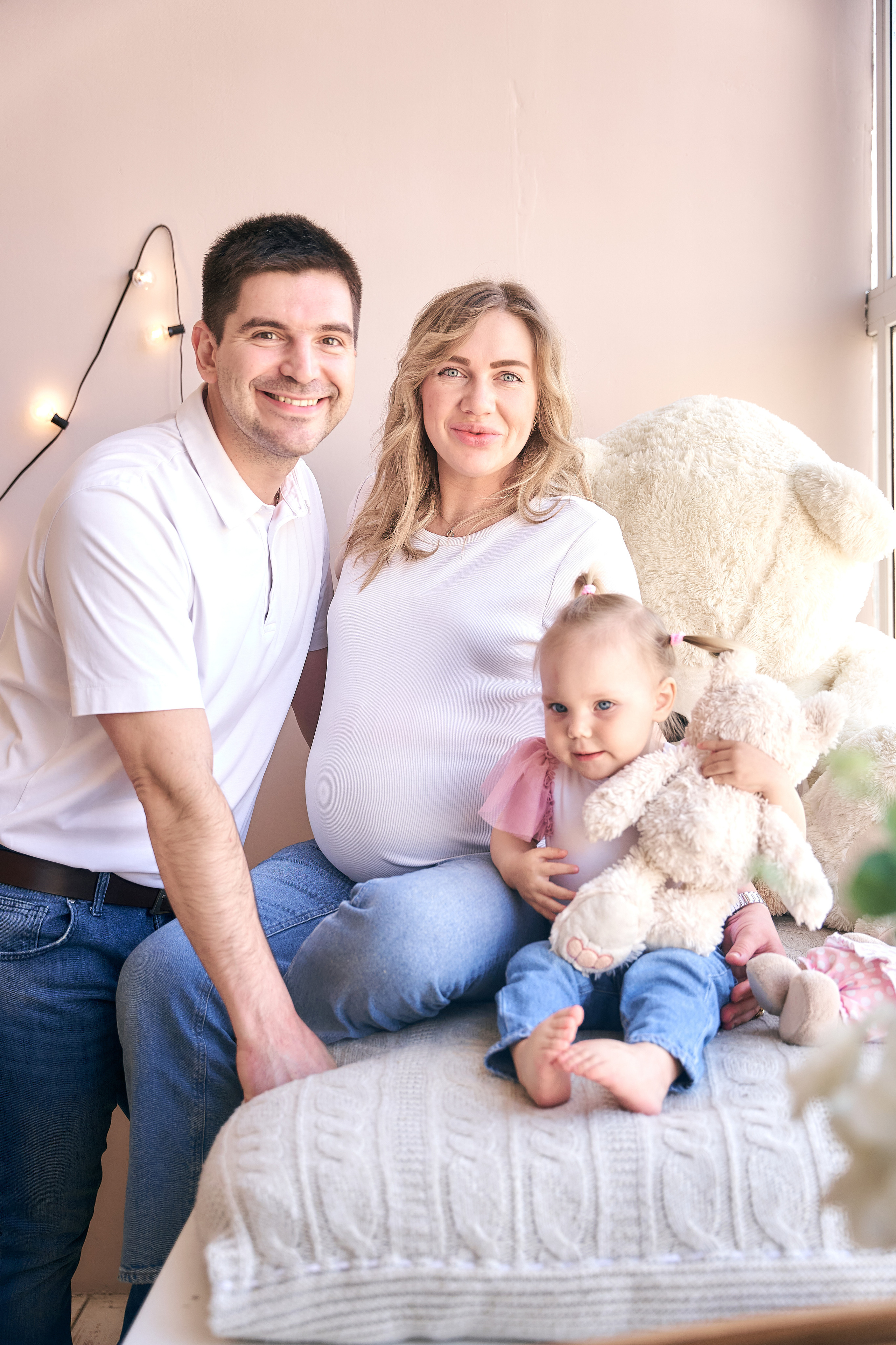 Антон, Алина и Милана. Фото/видео контент Москва