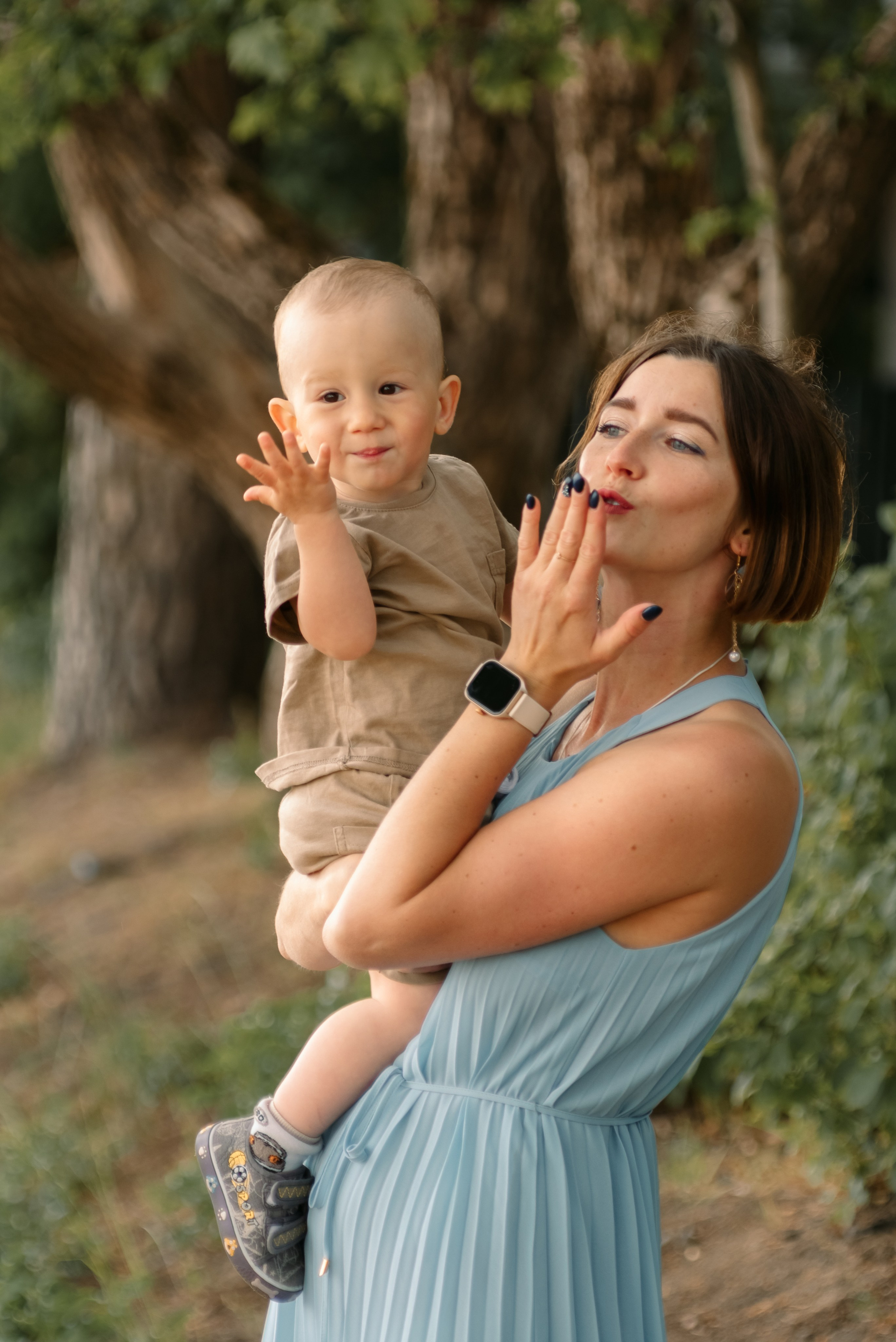 Семейная фотосессия на природе. Фотограф Юлия Кондратьева