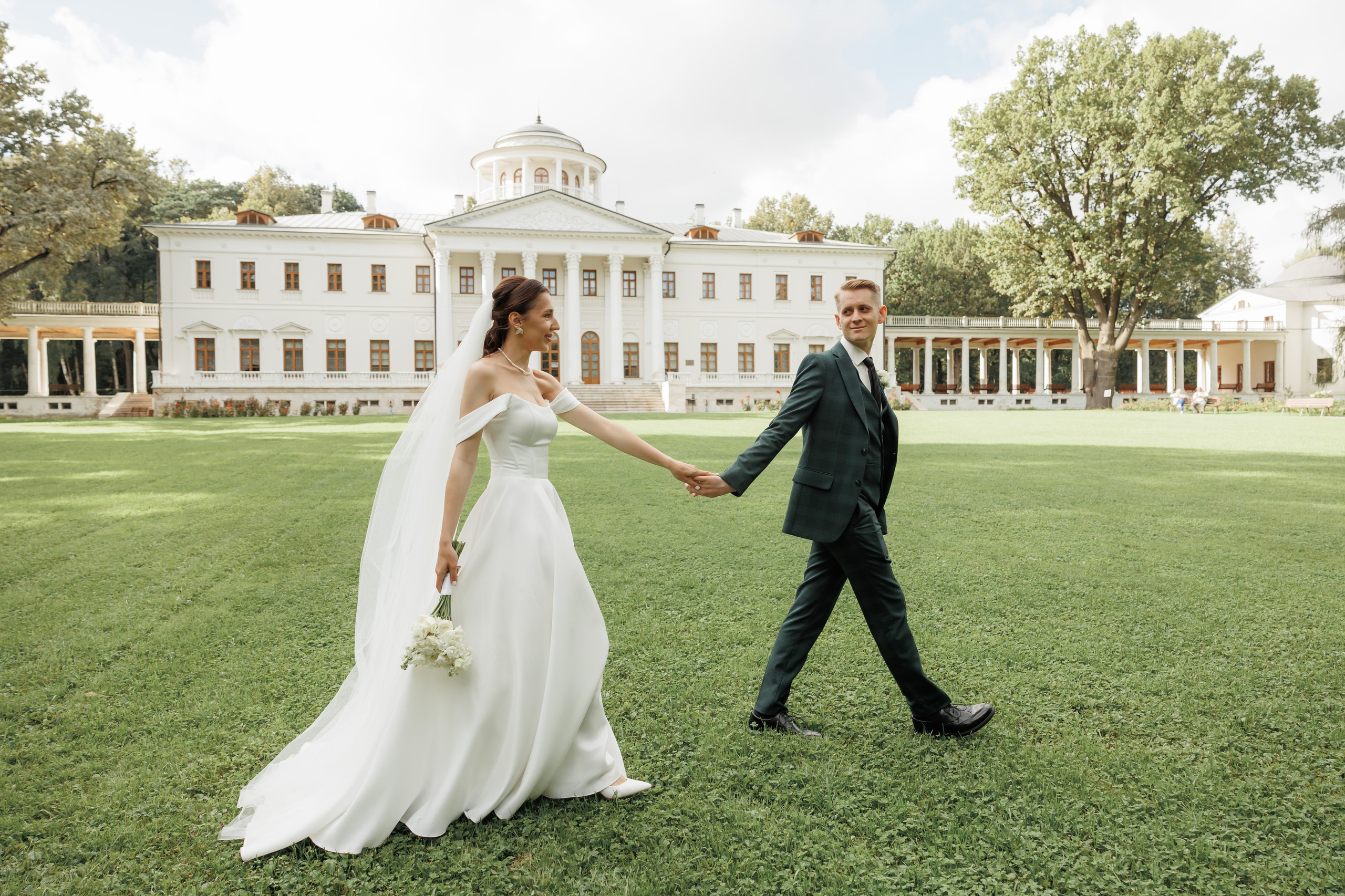 Регистрация в отеле Fish Point, ЗАГС Бутово, прогулка в Остафьево. Свадебный и репортажный фотограф (Москва, Королев и другие)