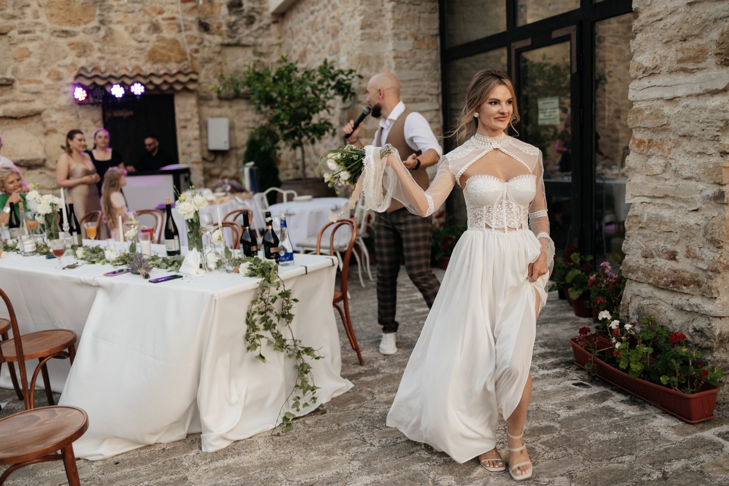 Атмосферная свадьба в Шато Андре. Архитектурный и интерьерный фотограф в Краснодаре | Дмитрий Демской