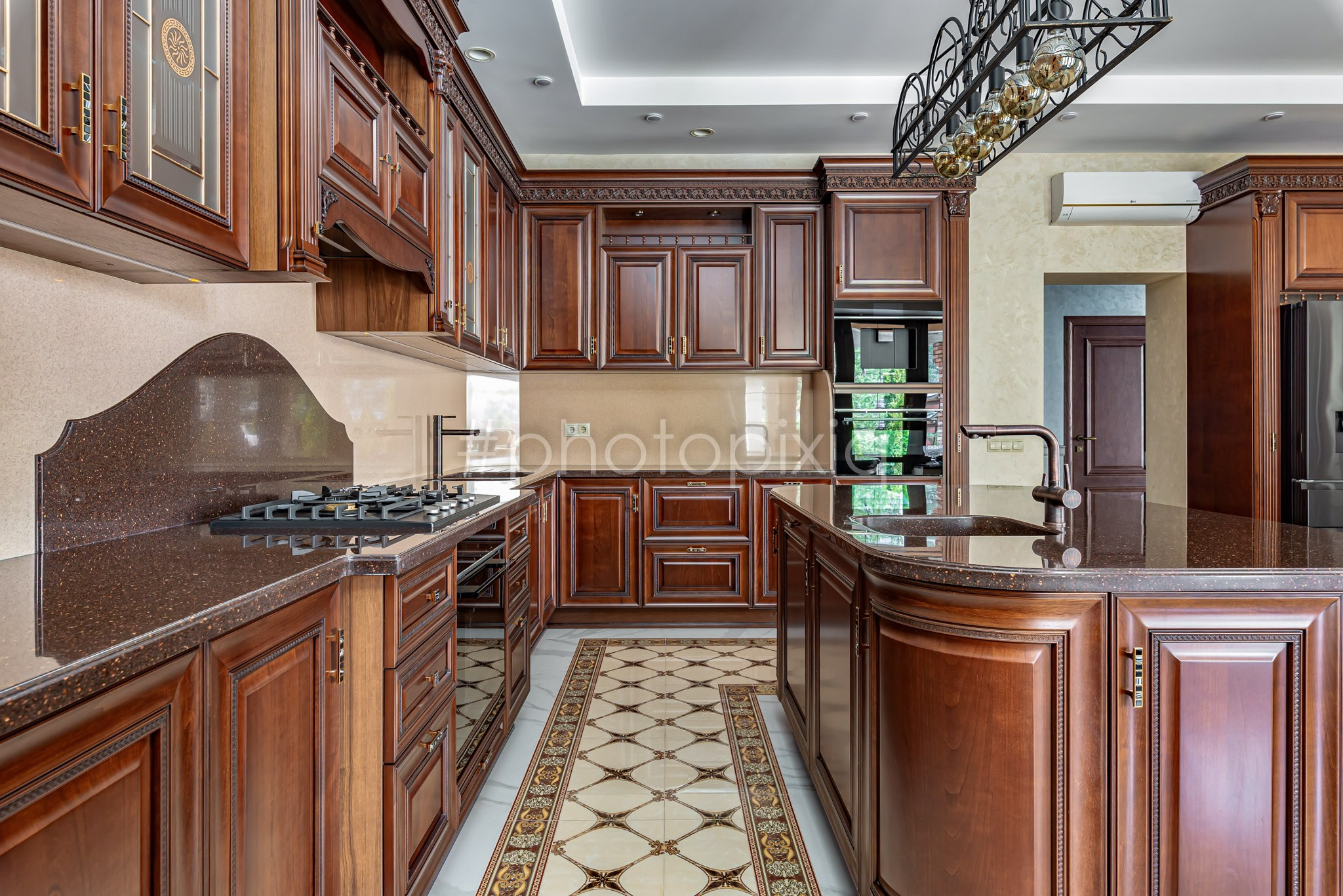 Фотосъёмка кухни для компании PRO-MOBILI. Интерьерная съёмка и виртуальные туры — Интерьерный фотограф Кузнецов Сергей (photopixiq)