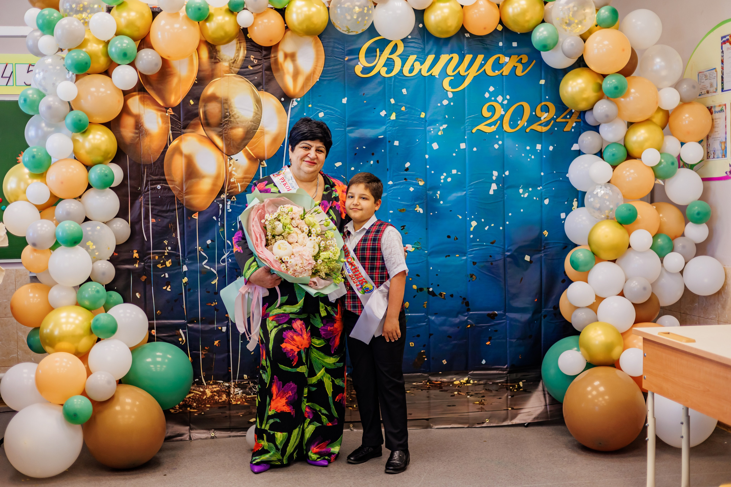 Выпуск 4а 25школа'24 год. Свадебный и семейный фотограф в Армавире