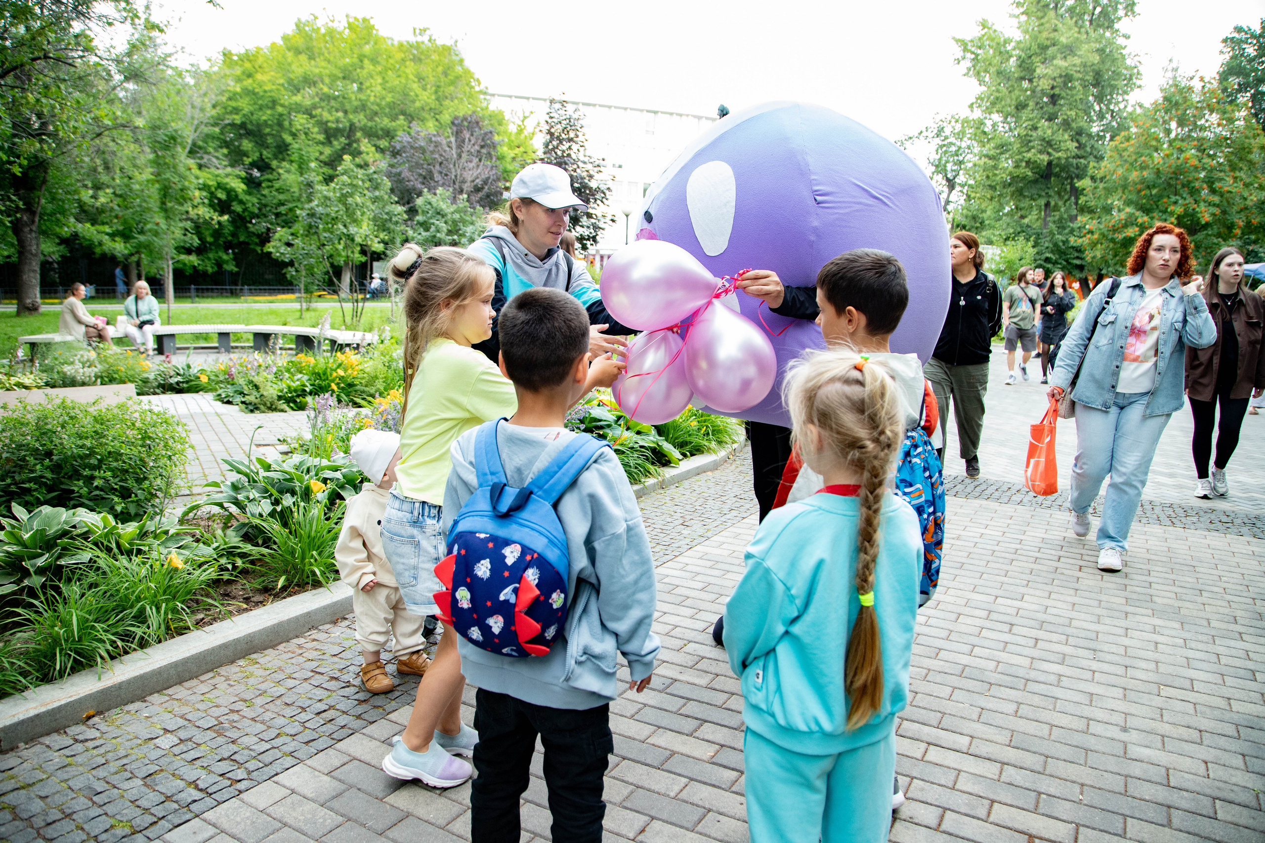 Съемка для благотворительного фонда. Женский фотограф в Москве Рина Леонтьева