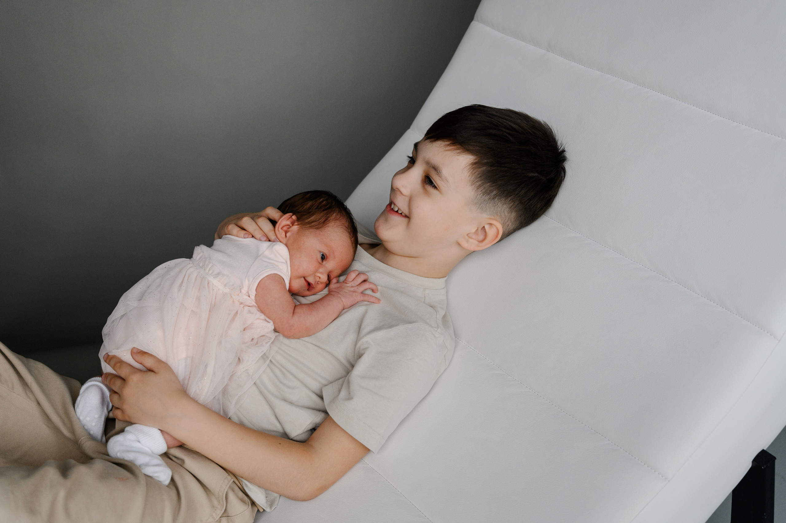 Ньюборн в студии. Фотограф новорожденных малышей в Санкт-Петербурге