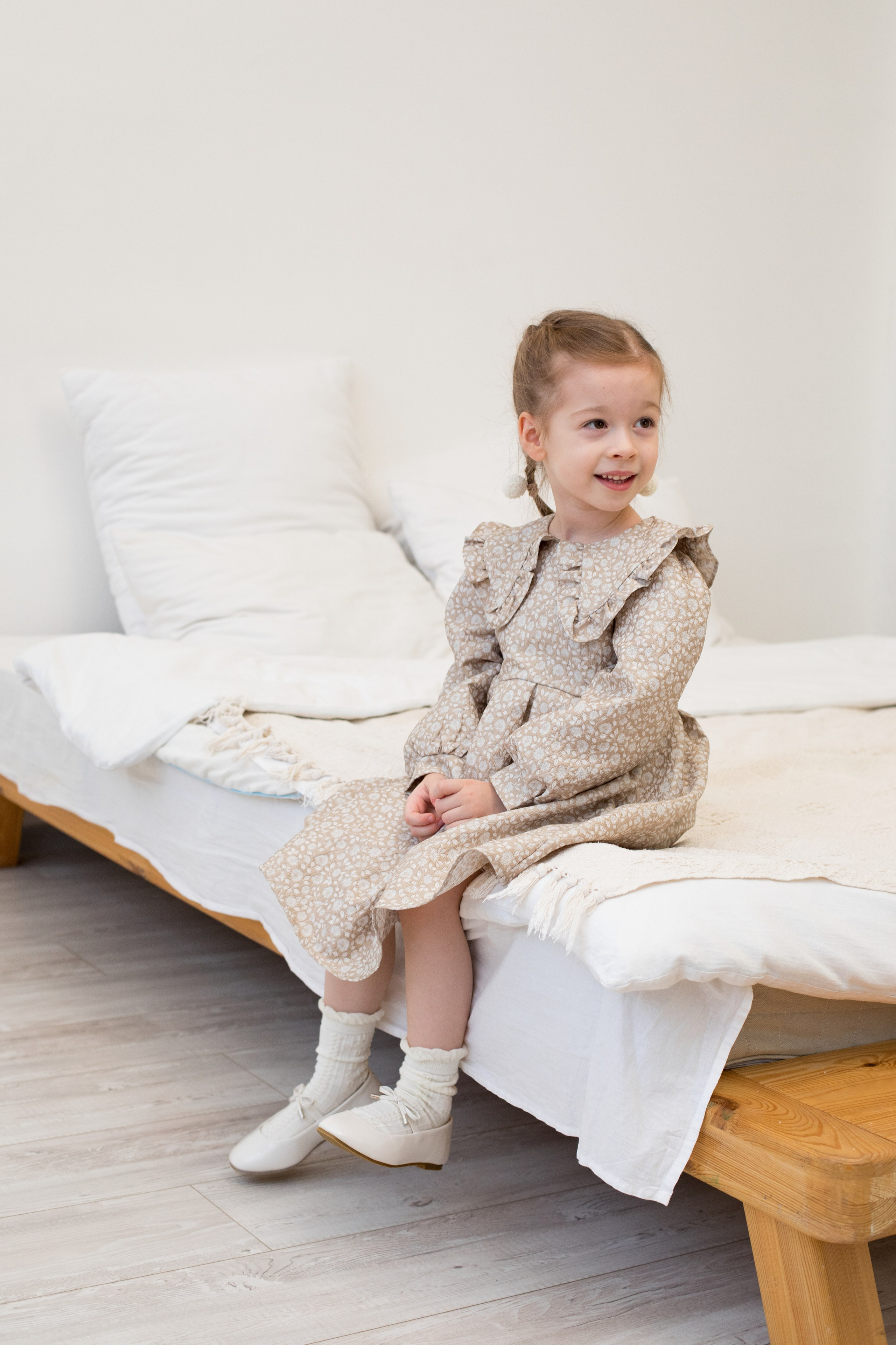 Съемка детской одежды для WB. Детский и контент фотограф Надя Волкова Санкт-Петербург