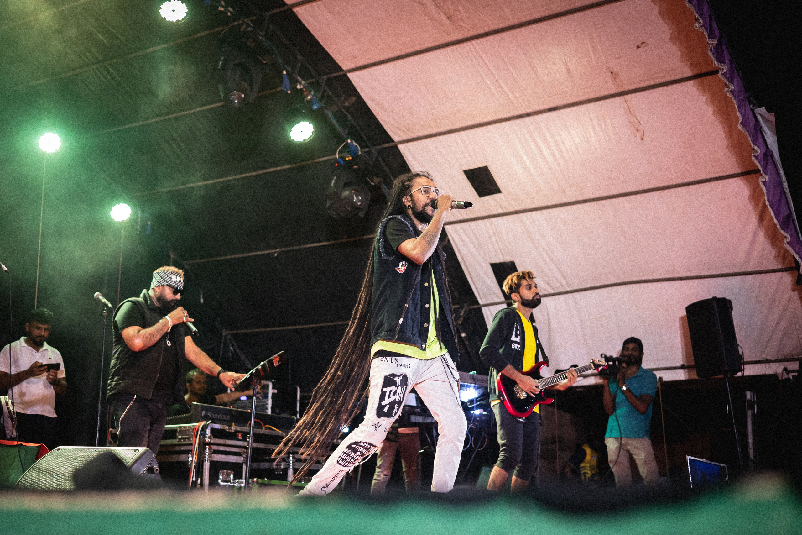 BEJI LIVE BAND. Photographer Sonkina Tatiana (Tanya Ash)