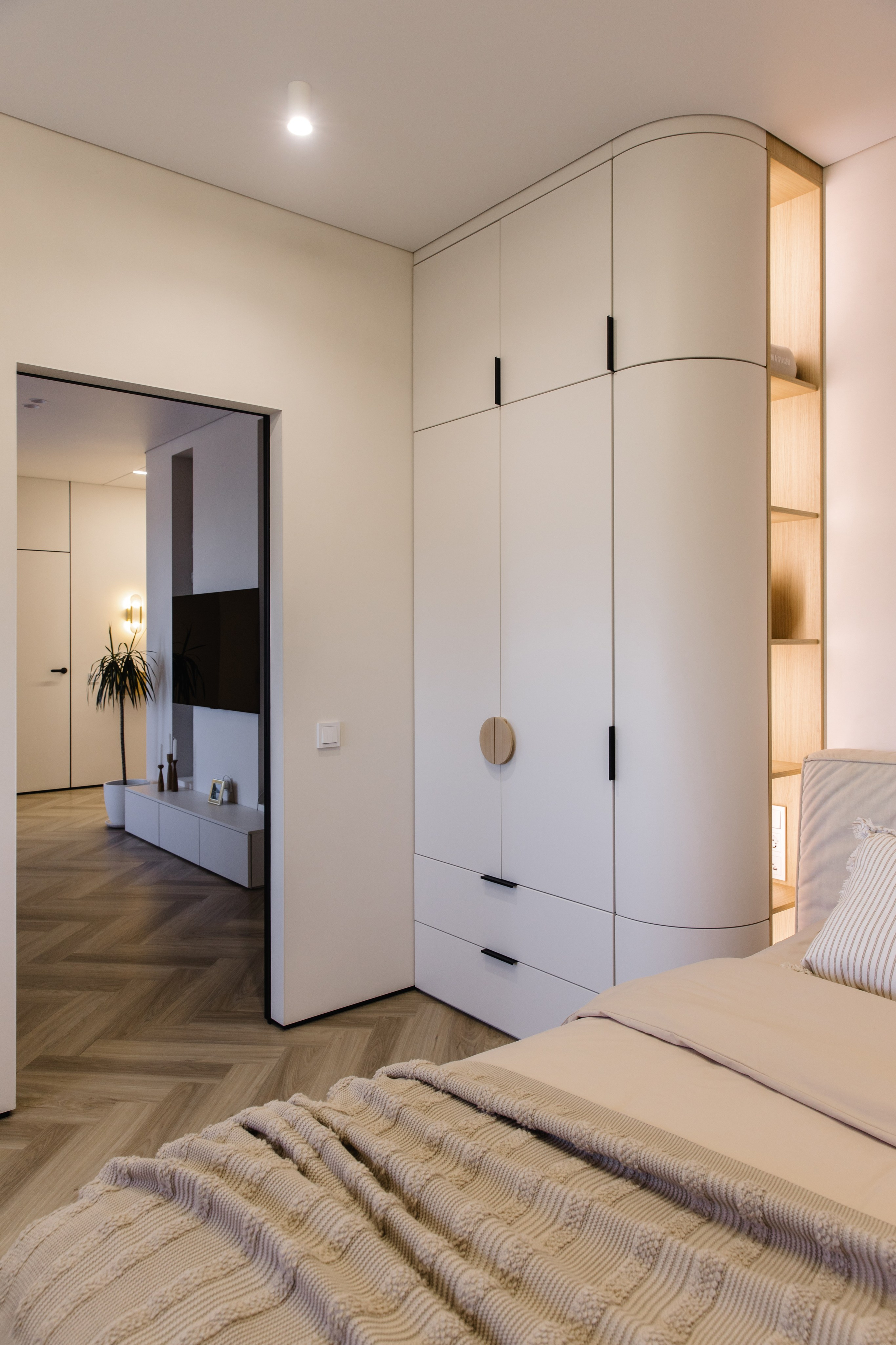 Rozalux. ГУДРУМ — Мебель на заказ в Томске | Кухни | Шкафы | Стулья и Столы