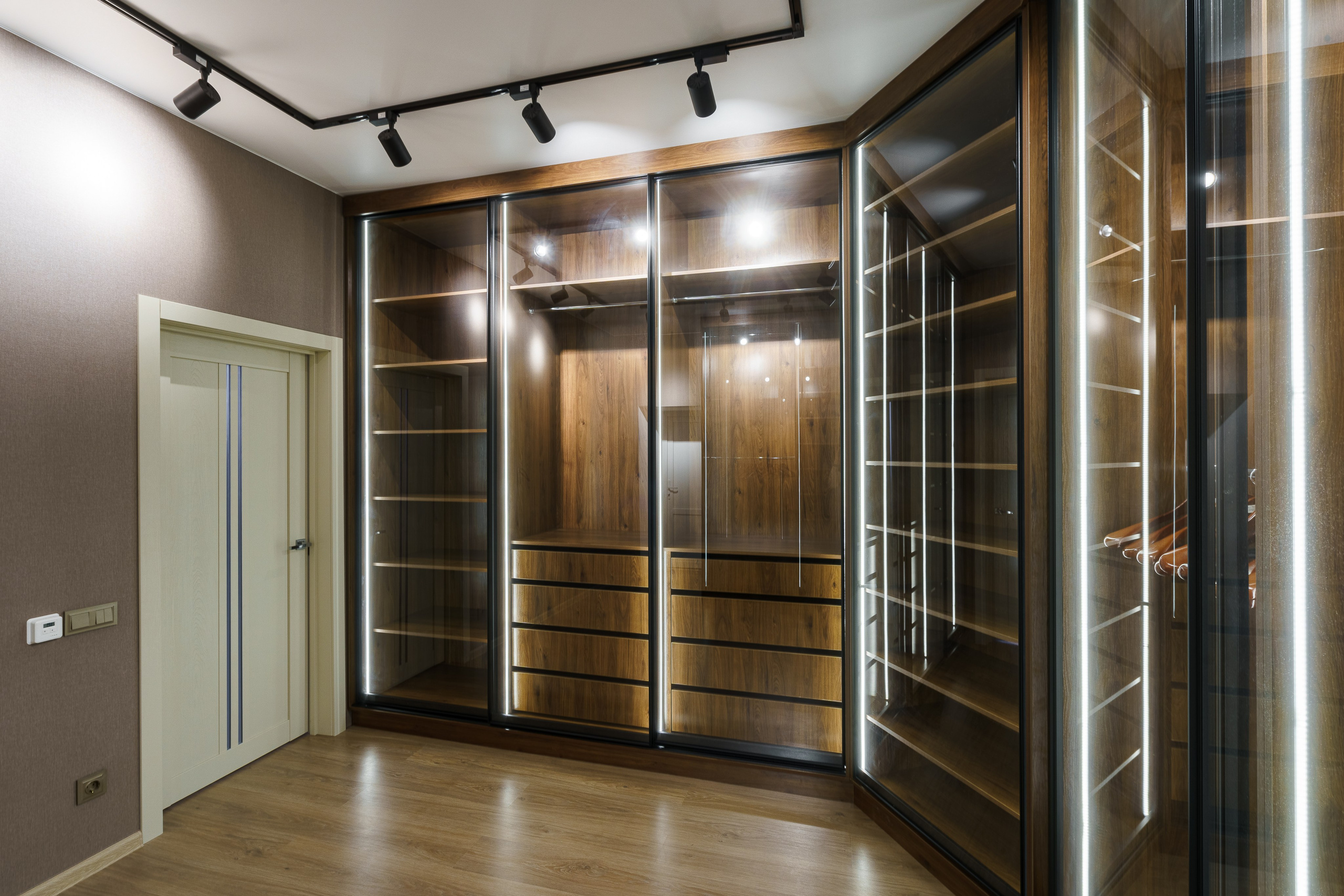 Интерьерная съемка домашнего офиса в Архангельске