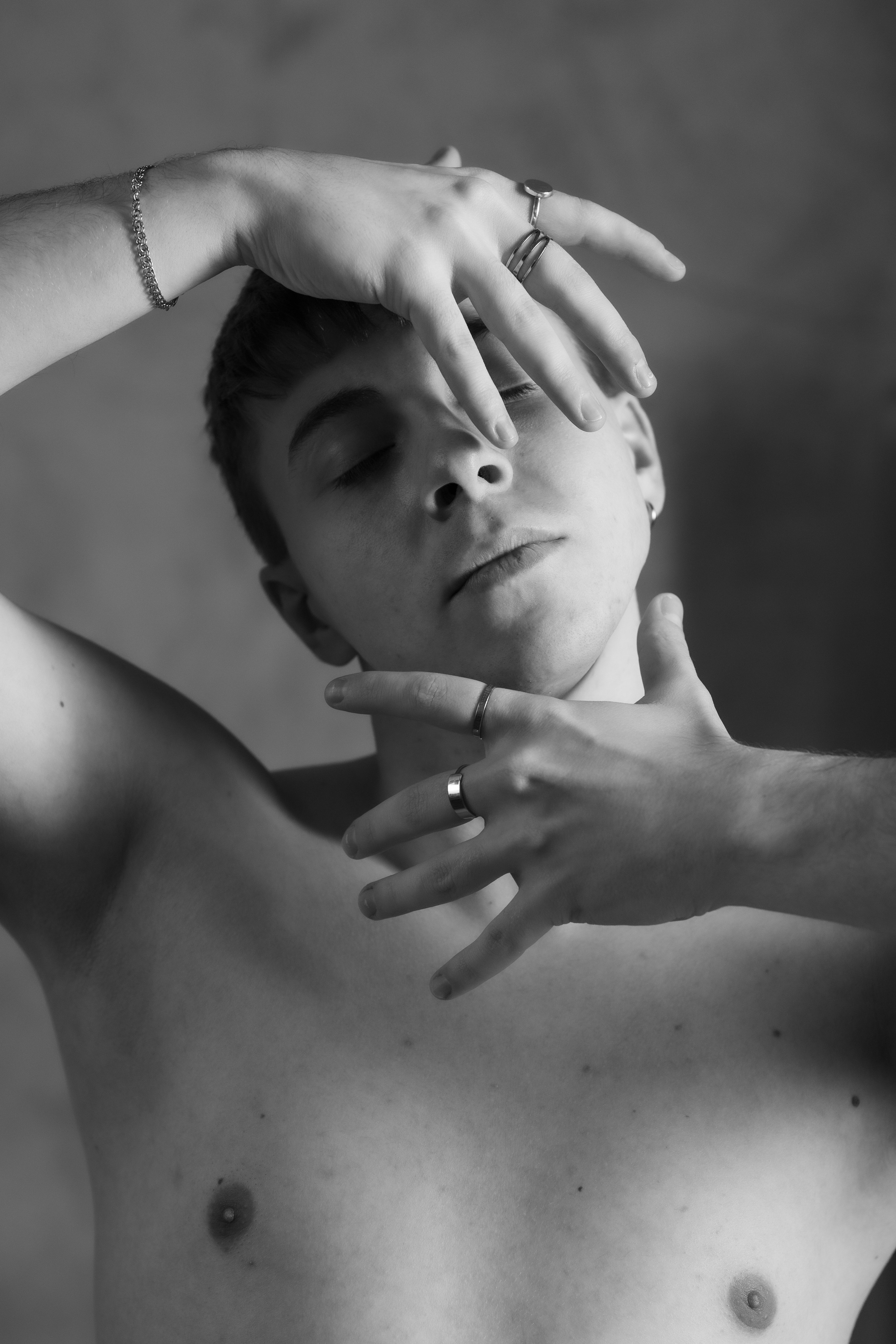 Мужской черно-белый портрет. Фотограф и видеограф в Москве Анна Матюхина