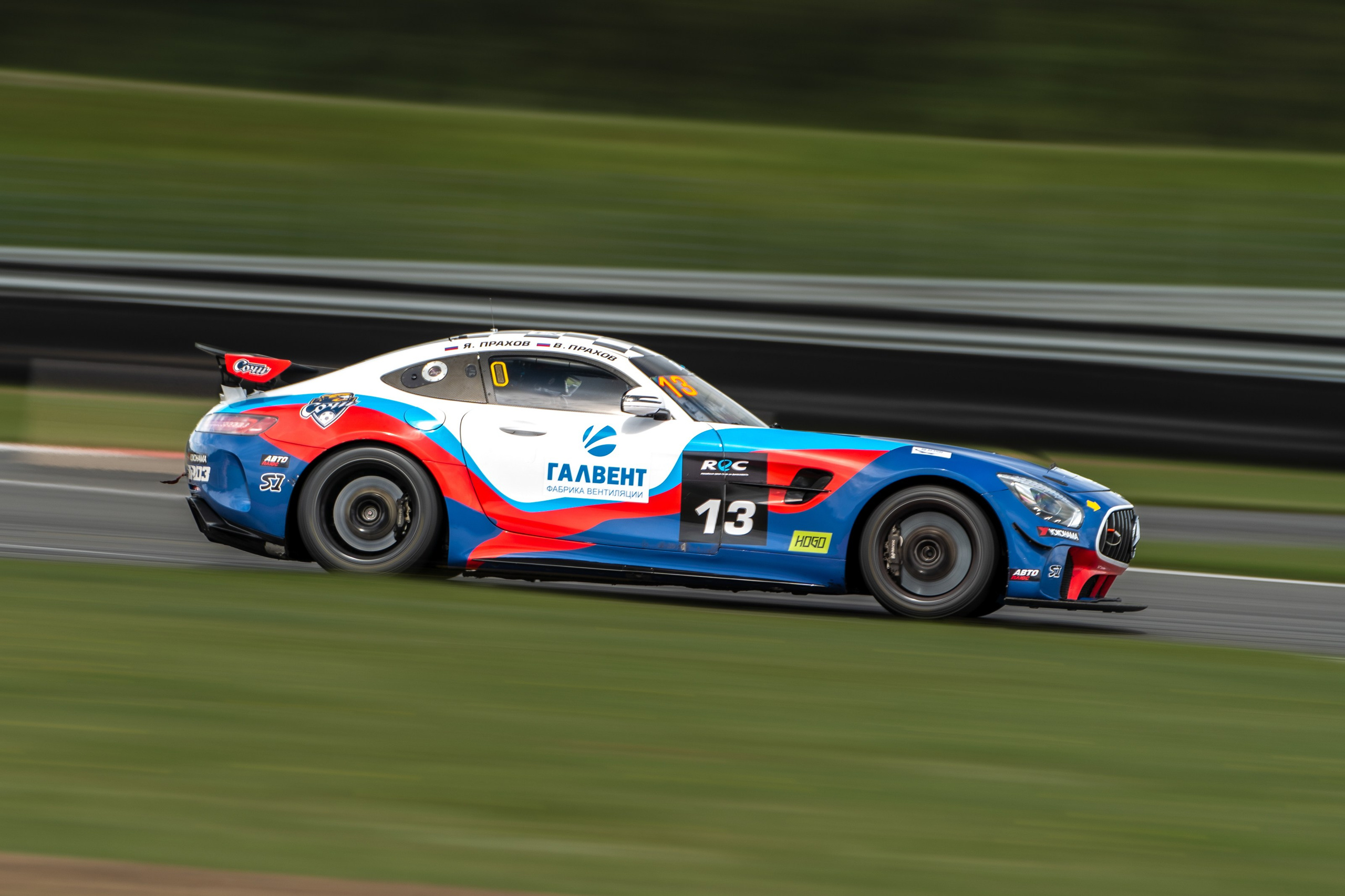 Фото четвертого этапа Российской серии гонок на выносливость. Фотограф Николай Прокофьев модельные тесты в Москве