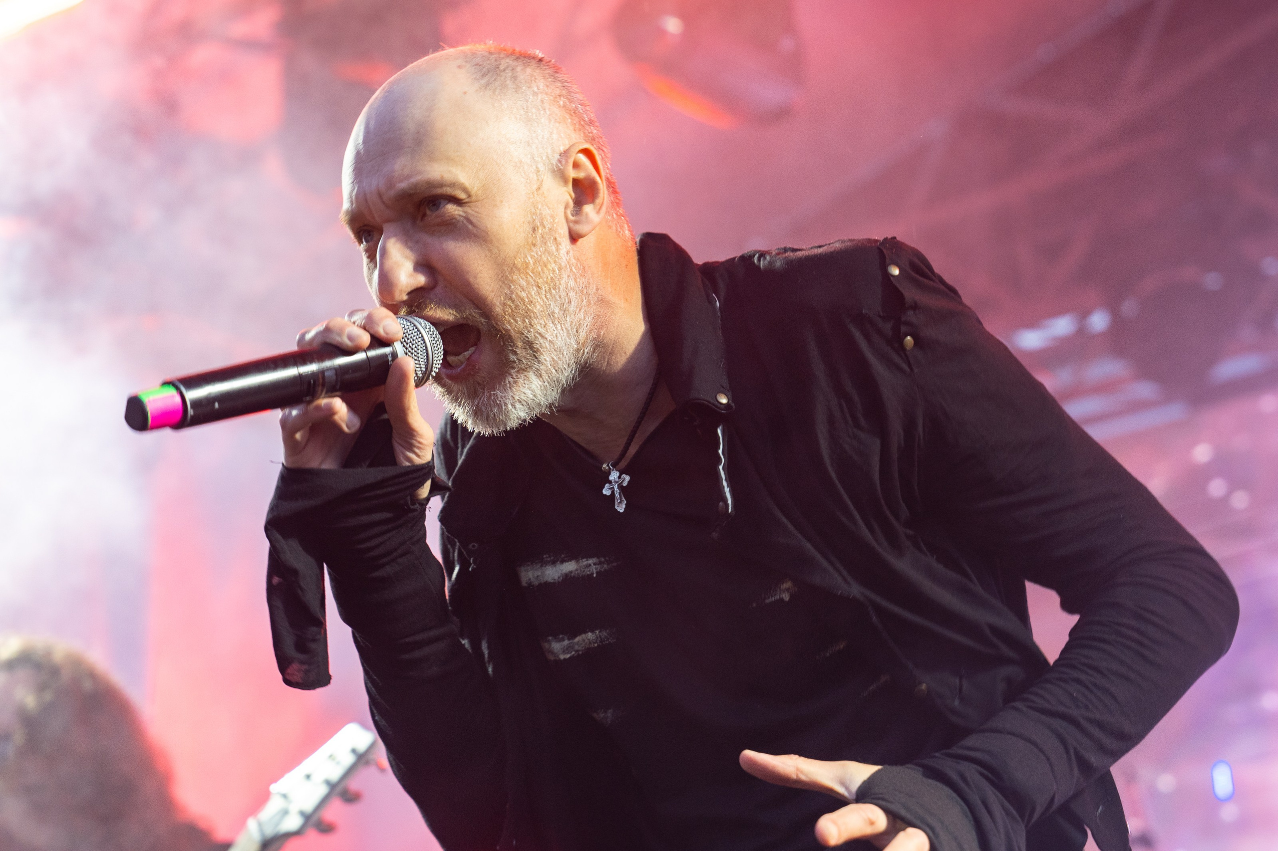 Фотоотчет с главного панк-рок фестиваля страны Anti-Party 2025. Фотограф Николай Прокофьев модельные тесты в Москве