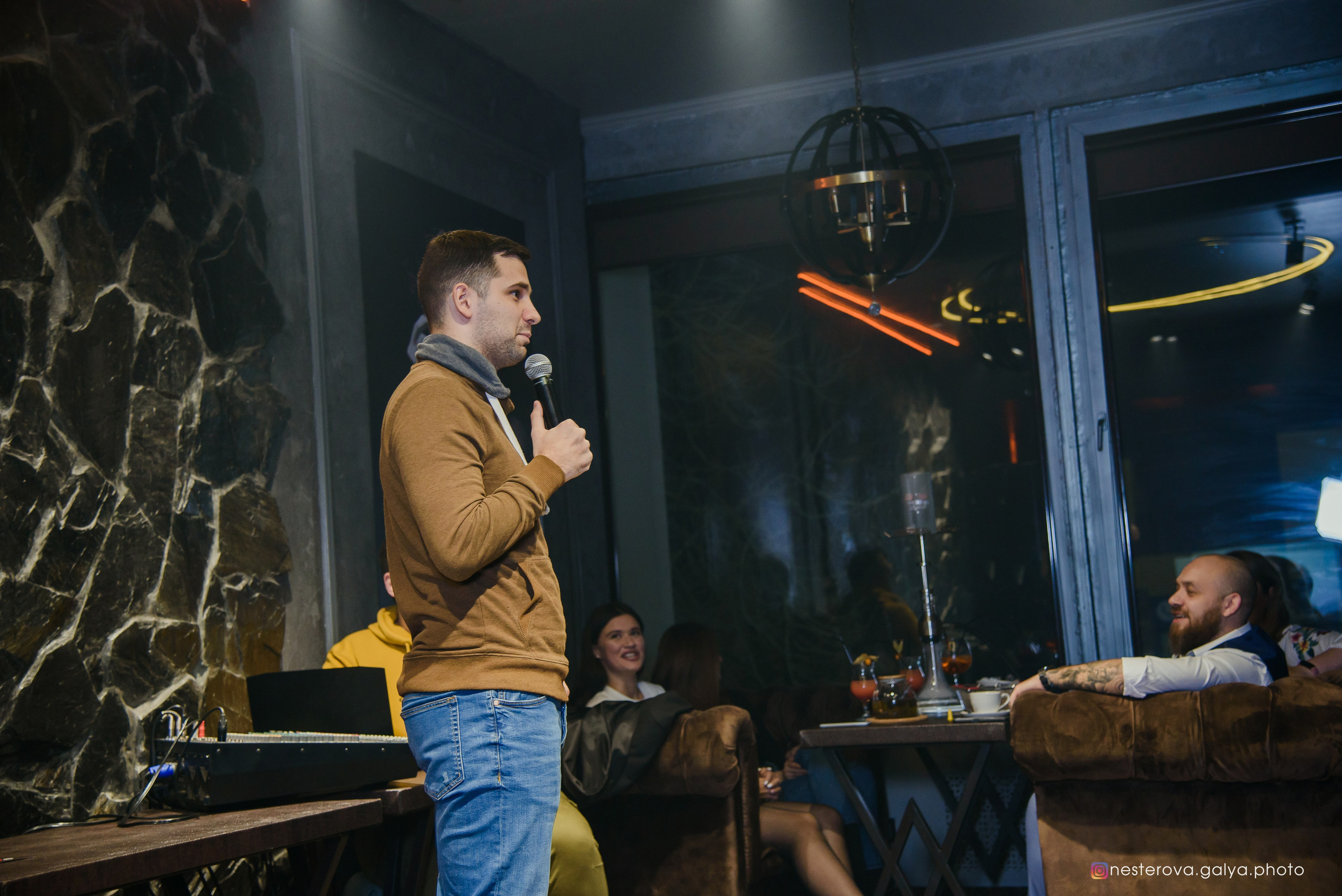 Бородатый дым. Фотограф Галина Нестерова