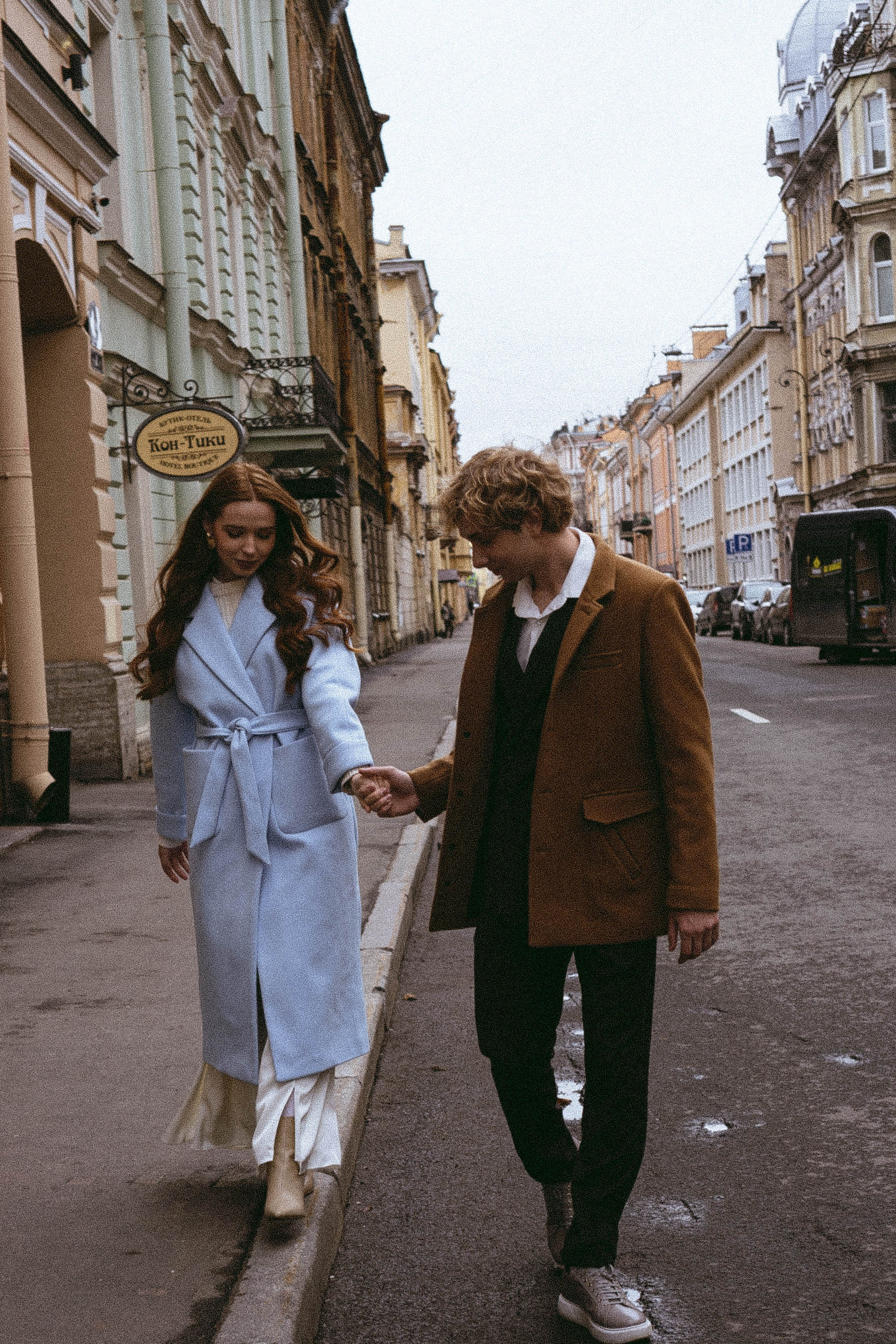 СВАДЕБНАЯ ПРОГУЛКА ПО ПЕТРОГРАДКЕ ВЕСНОЙ (ФОТОСЕССИИЯ ПАРЫ СВАДЕБНАЯ). Профессиональный фотограф, Санкт-Петербург — Виктория Богомолова