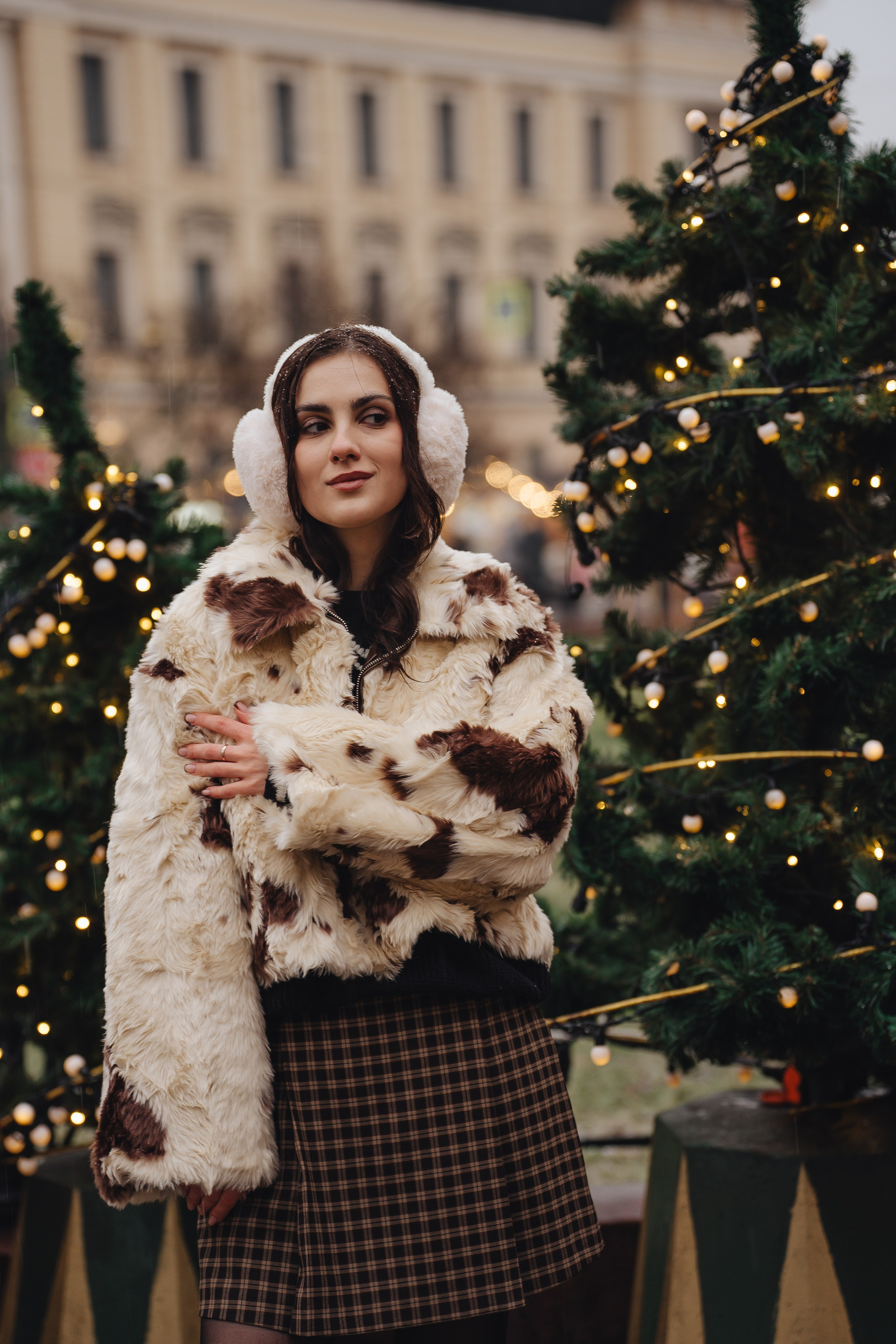 ПРОГУЛКА НА МАНЕЖНОЙ ПЛОЩАДИ ДЛЯ ДЕВУШКИ ПЕРЕД НОВЫМ ГОДОМ (НОВОГОДНЯЯ ФОТОСЕССИИЯ НА МАНЕЖНОЙ ПЛОЩАДИ). Профессиональный фотограф, Санкт-Петербург — Виктория Богомолова