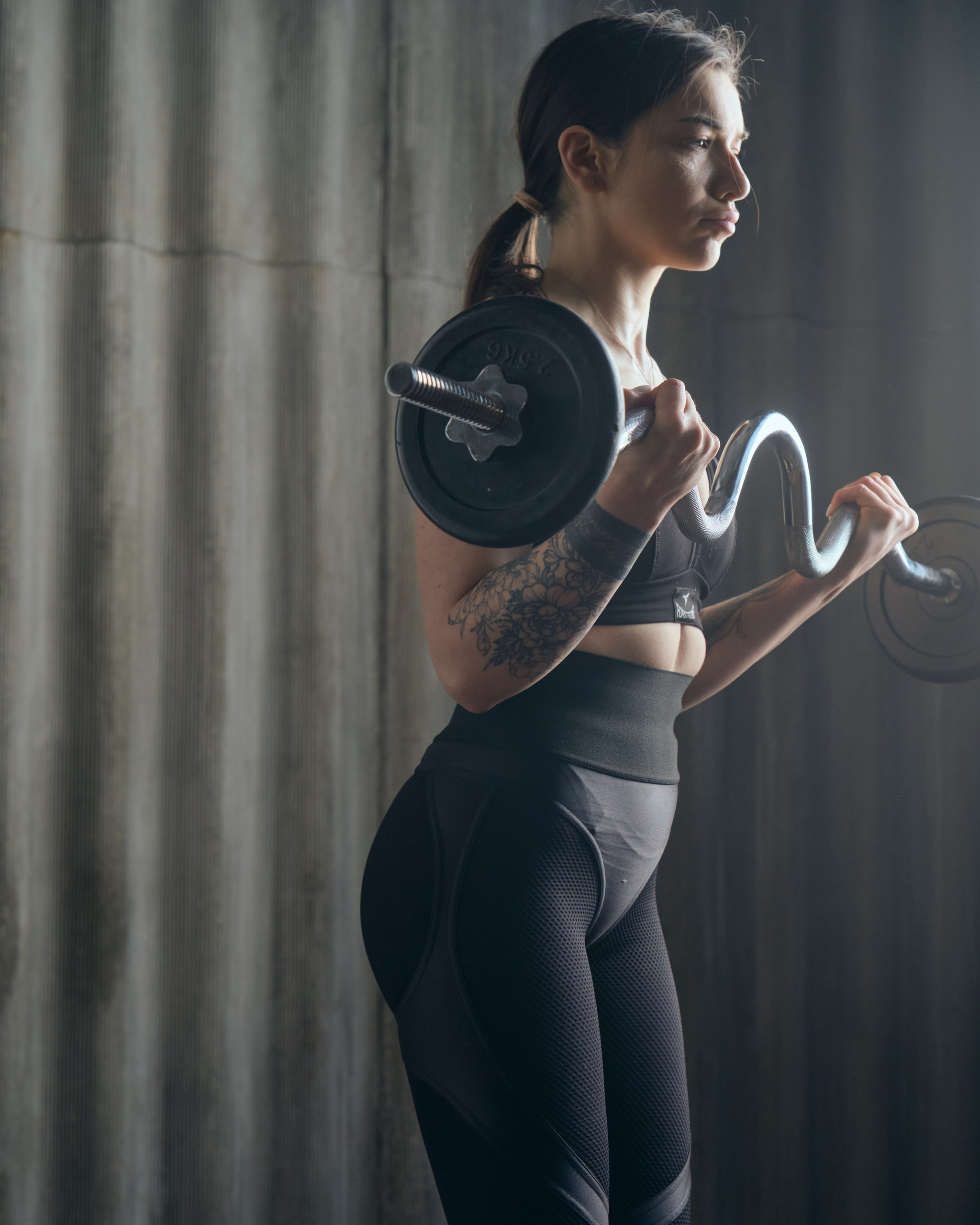 Фотосъемка для фитнес тренера ddx Fitness. Профессиональный фотограф в Москве — Максим Дьяконов