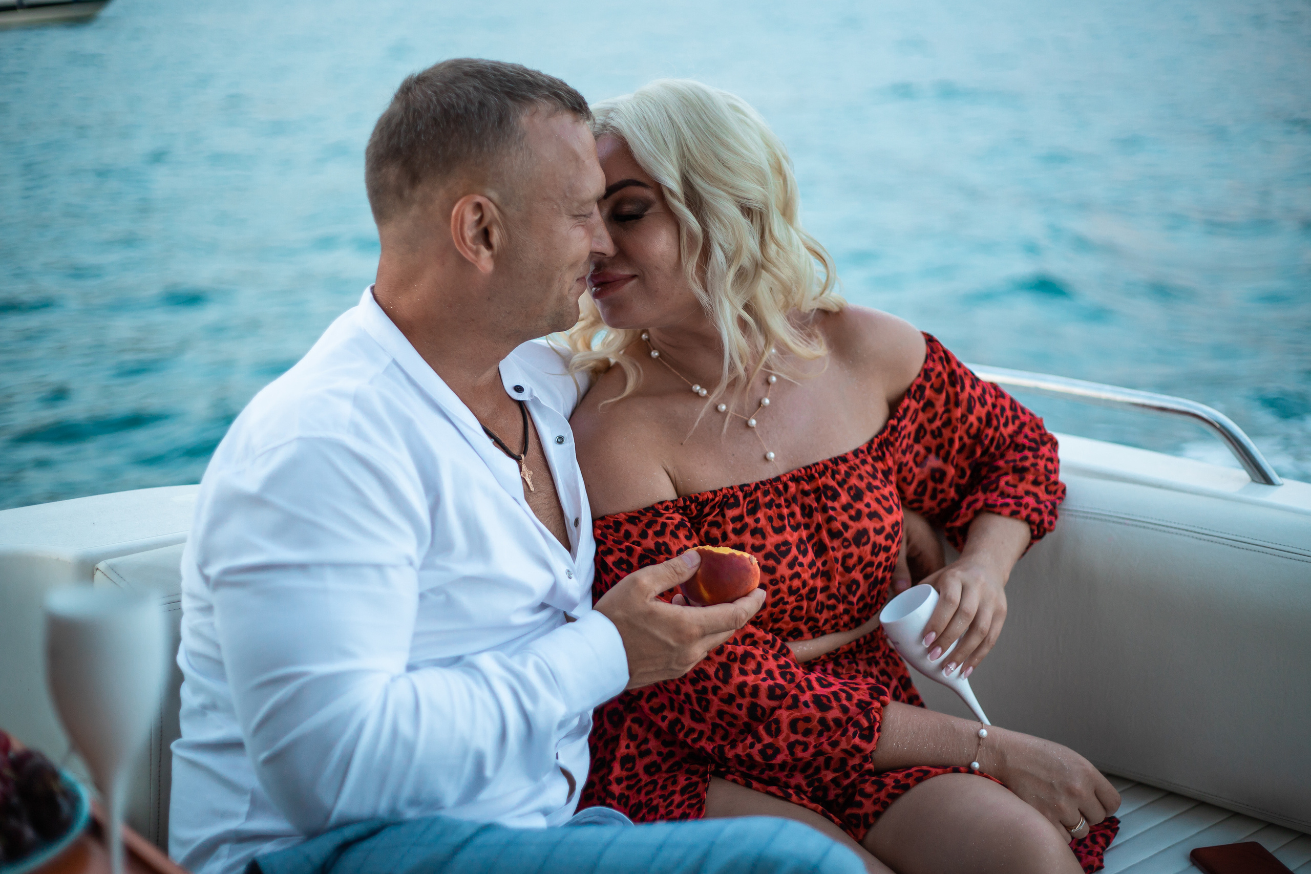 Романтическая прогулка на яхте в день Росписи <3<3. Фотограф Сочи, Адлер, Красная Поляна — Вероника Радченко