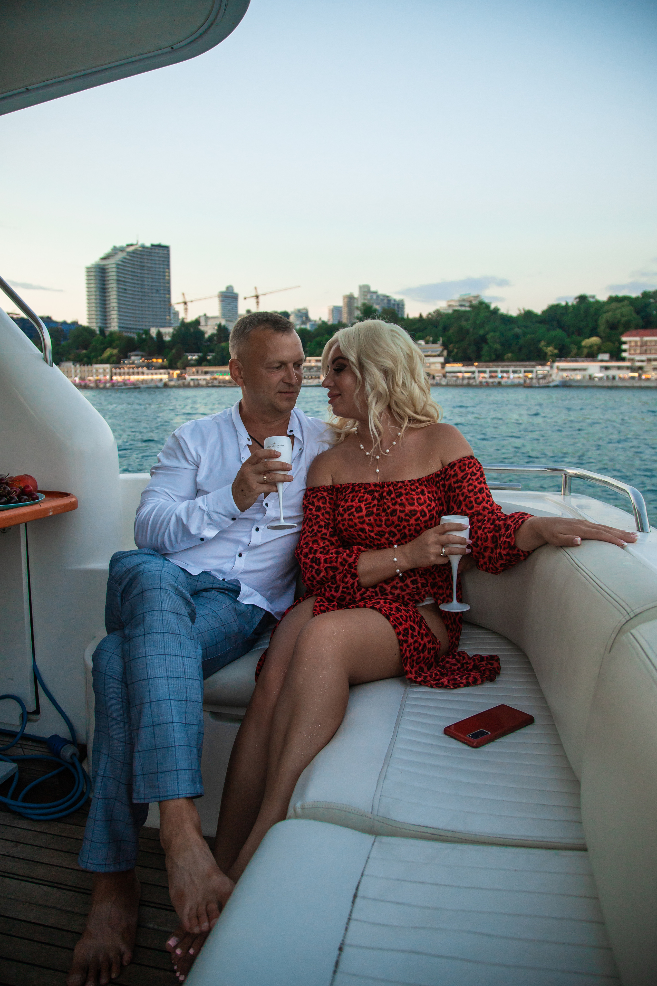 Романтическая прогулка на яхте в день Росписи <3<3. Фотограф Сочи, Адлер, Красная Поляна — Вероника Радченко