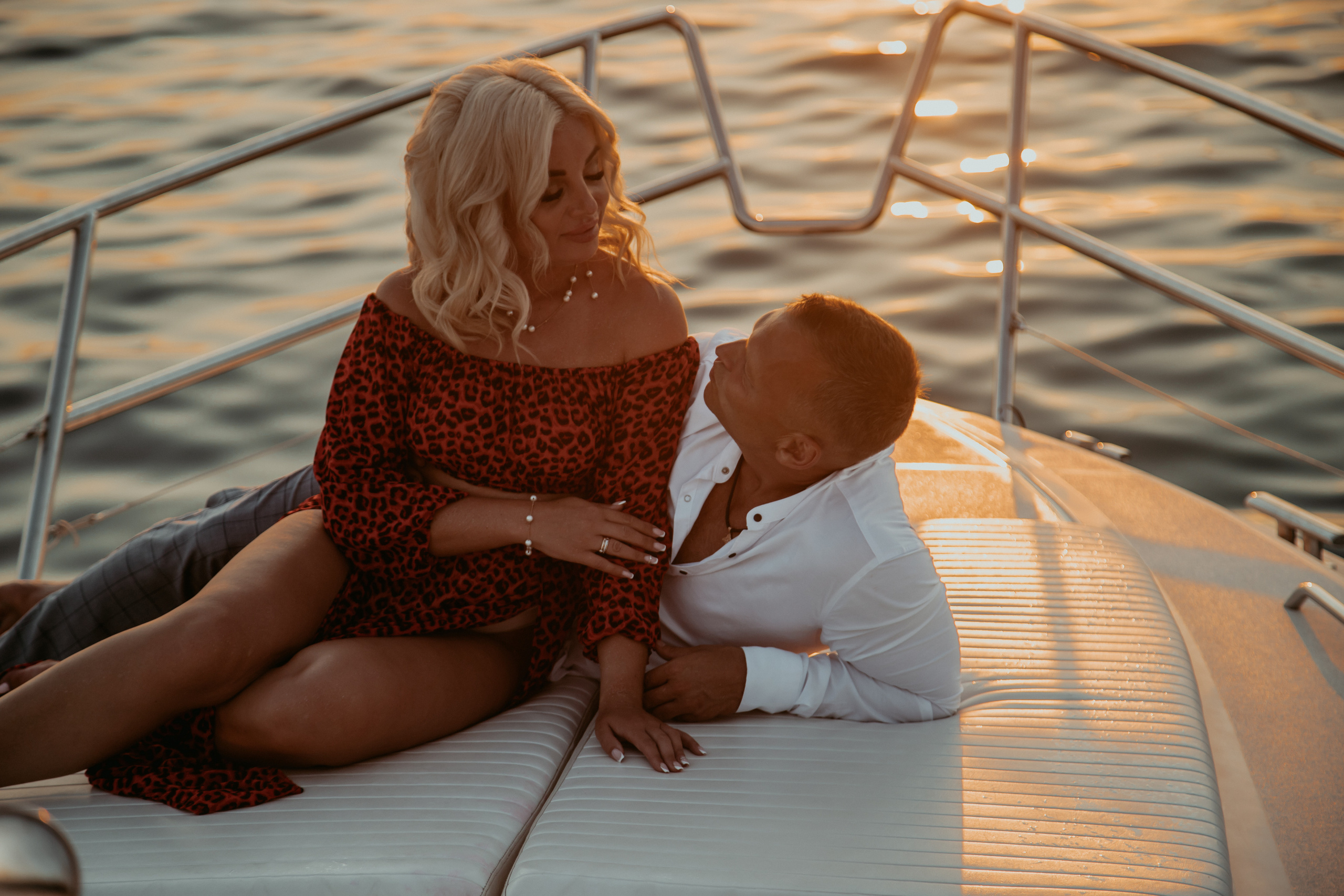 Романтическая прогулка на яхте в день Росписи <3<3. Фотограф Сочи, Адлер, Красная Поляна — Вероника Радченко