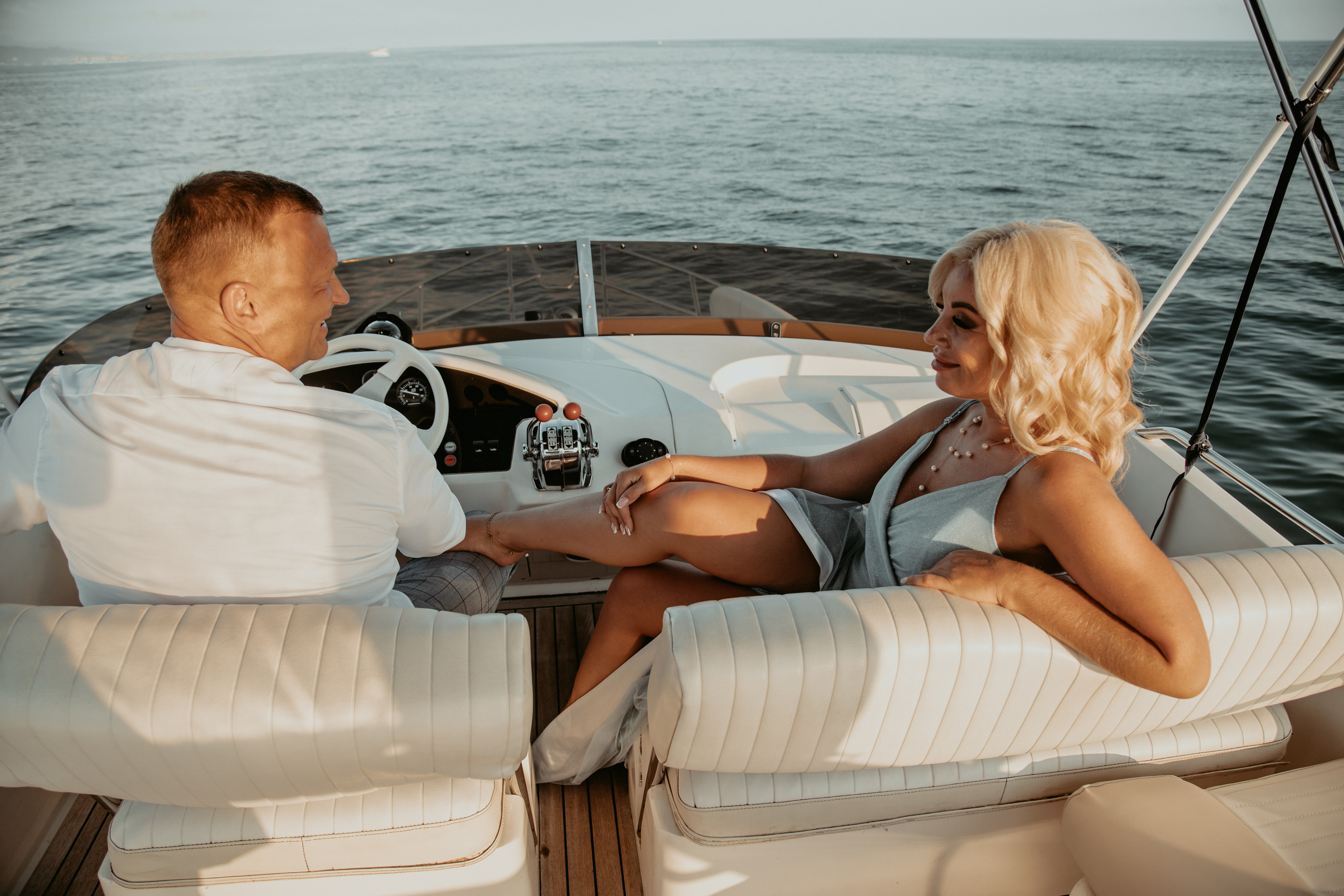 Романтическая прогулка на яхте в день Росписи <3<3. Фотограф Сочи, Адлер, Красная Поляна — Вероника Радченко