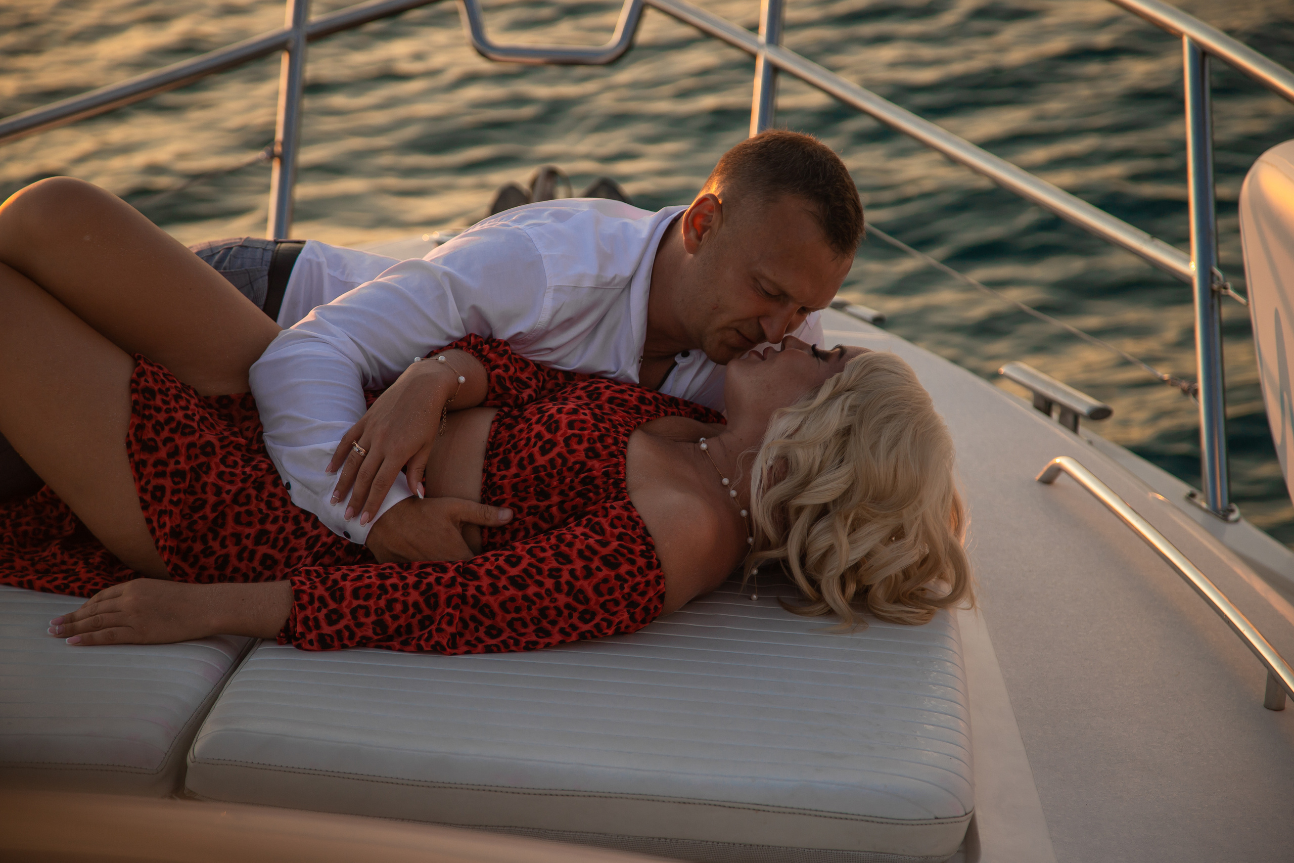 Романтическая прогулка на яхте в день Росписи <3<3. Фотограф Сочи, Адлер, Красная Поляна — Вероника Радченко