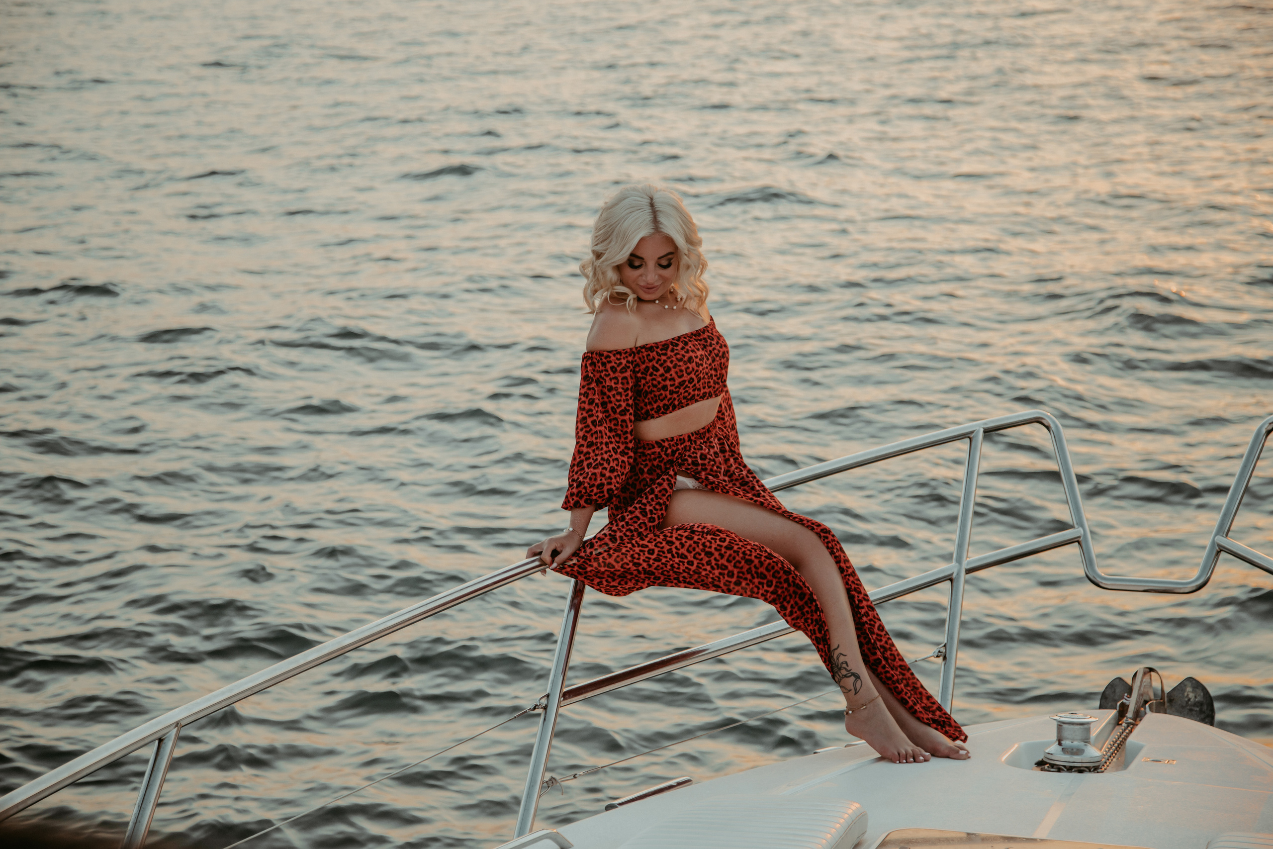 Романтическая прогулка на яхте в день Росписи <3<3. Фотограф Сочи, Адлер, Красная Поляна — Вероника Радченко