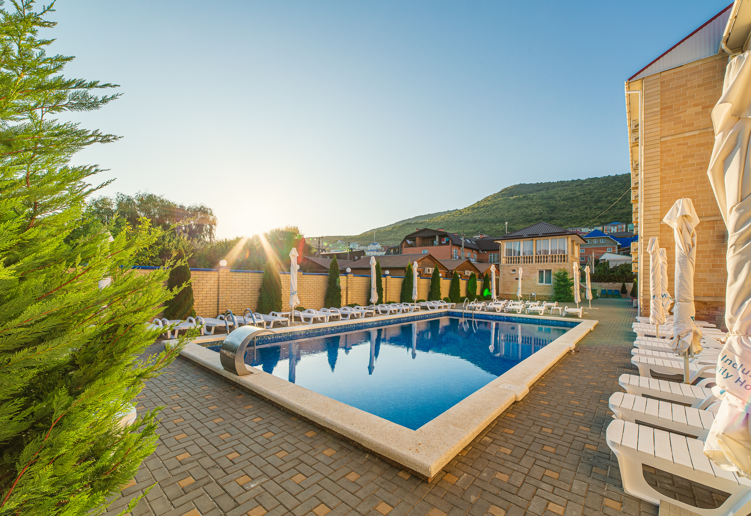 Renatphoto-Фотосъёмка экстерьера и интерьера. Профессиональная фотосъёмка интерьеров, предметная фотосессия еды для меню г. Анапа