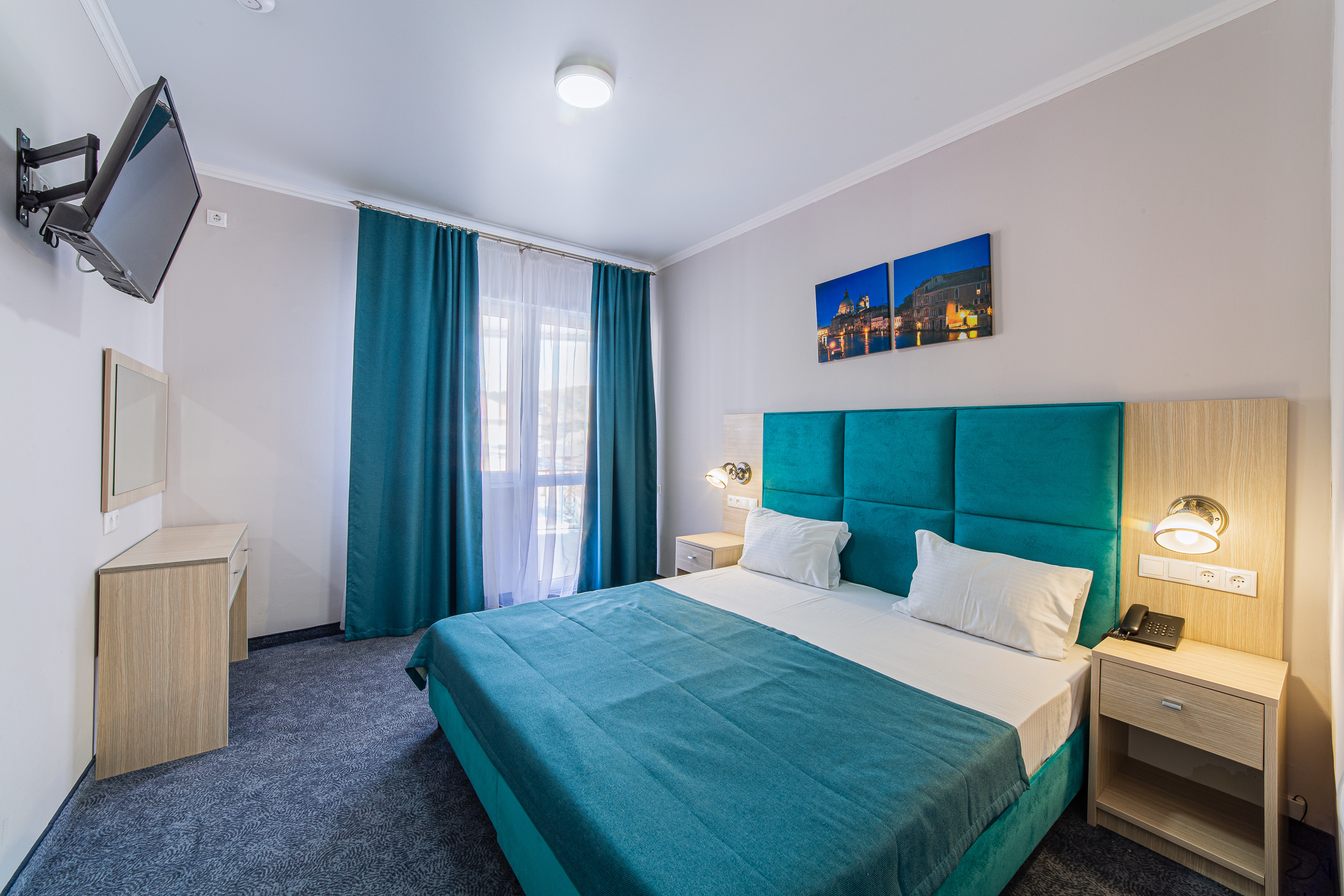 Renatphoto-Фотосъёмка экстерьера и интерьера. Профессиональная фотосъёмка интерьеров, предметная фотосессия еды для меню г. Анапа