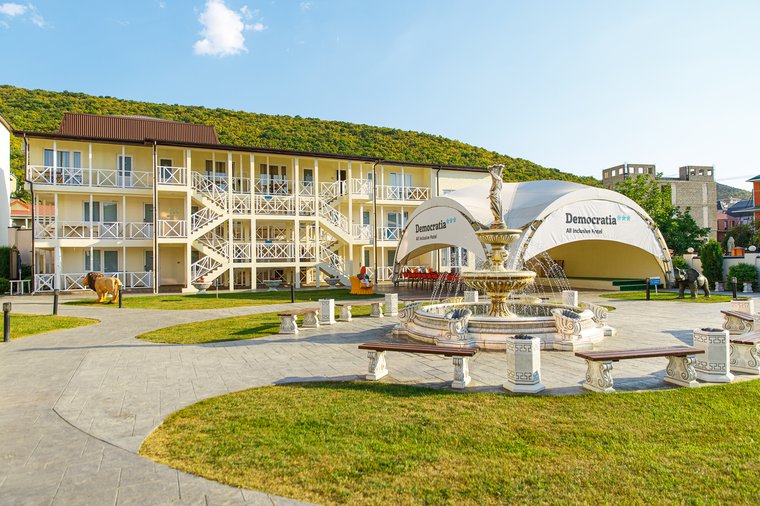 Renatphoto-Фотосъёмка экстерьера и интерьера. Профессиональная фотосъёмка интерьеров, предметная фотосессия еды для меню г. Анапа