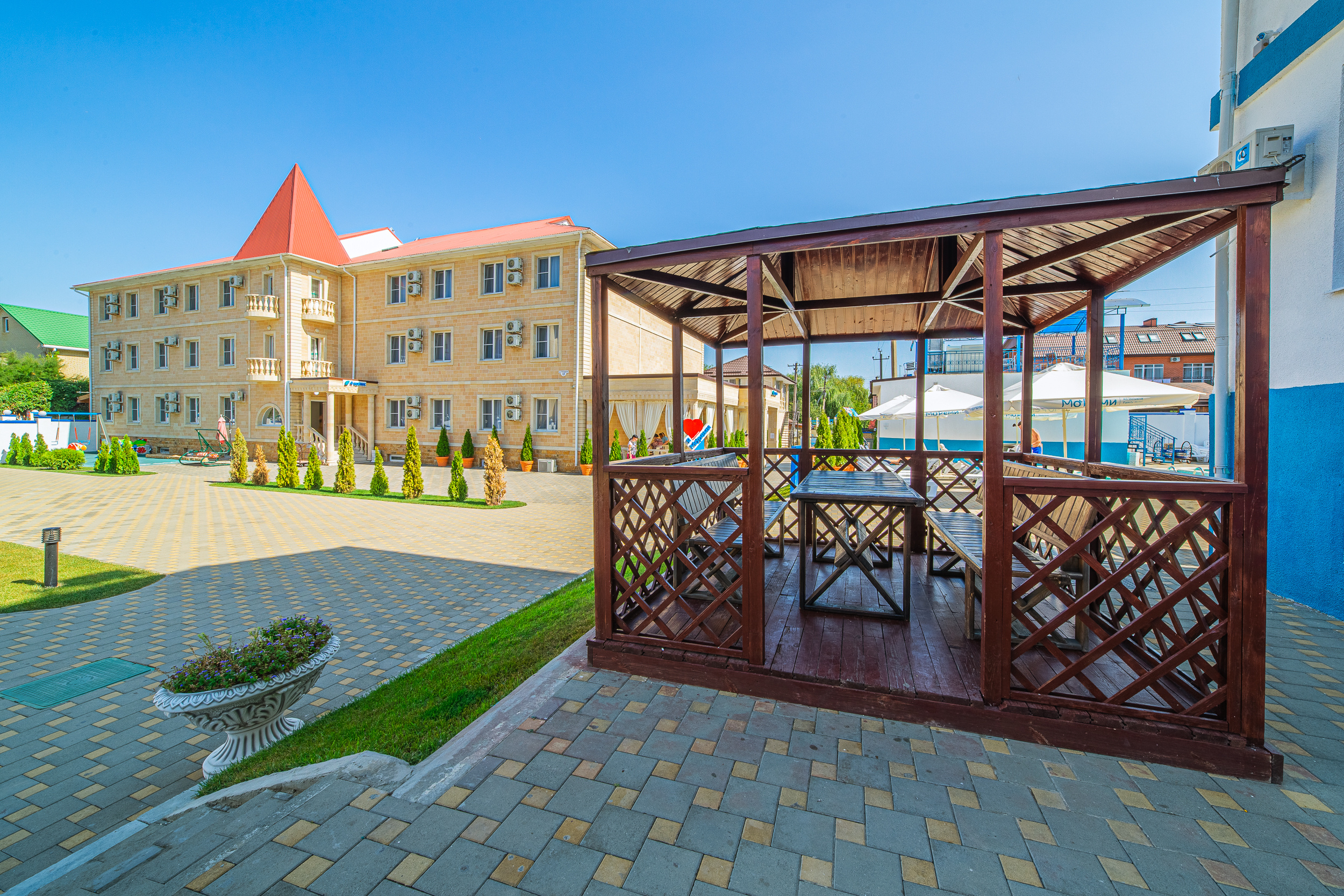 Renatphoto-Фотосъёмка экстерьера и интерьера. Профессиональная фотосъёмка интерьеров, предметная фотосессия еды для меню г. Анапа