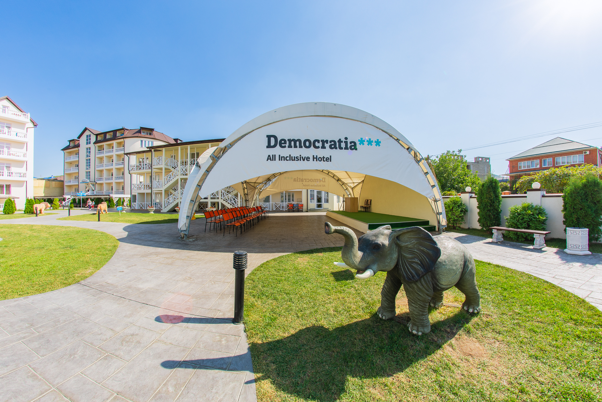 Renatphoto-Фотосъёмка экстерьера и интерьера. Профессиональная фотосъёмка интерьеров, предметная фотосессия еды для меню г. Анапа