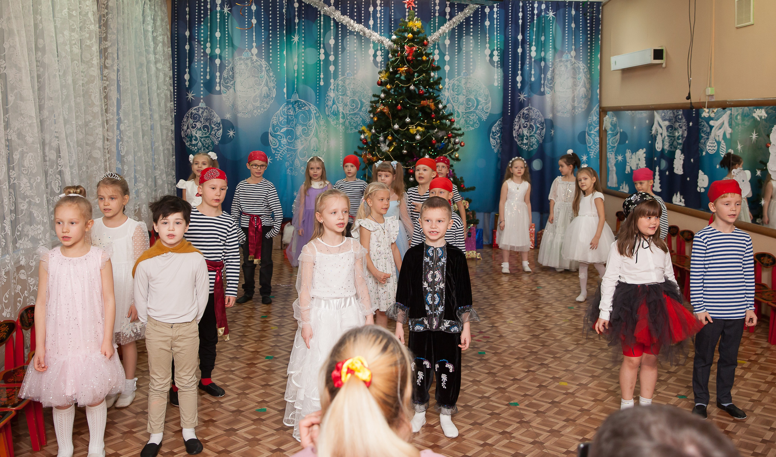 Новый Год 1508. Выпускные альбомы Москва. Фотограф Шукурова Кристина