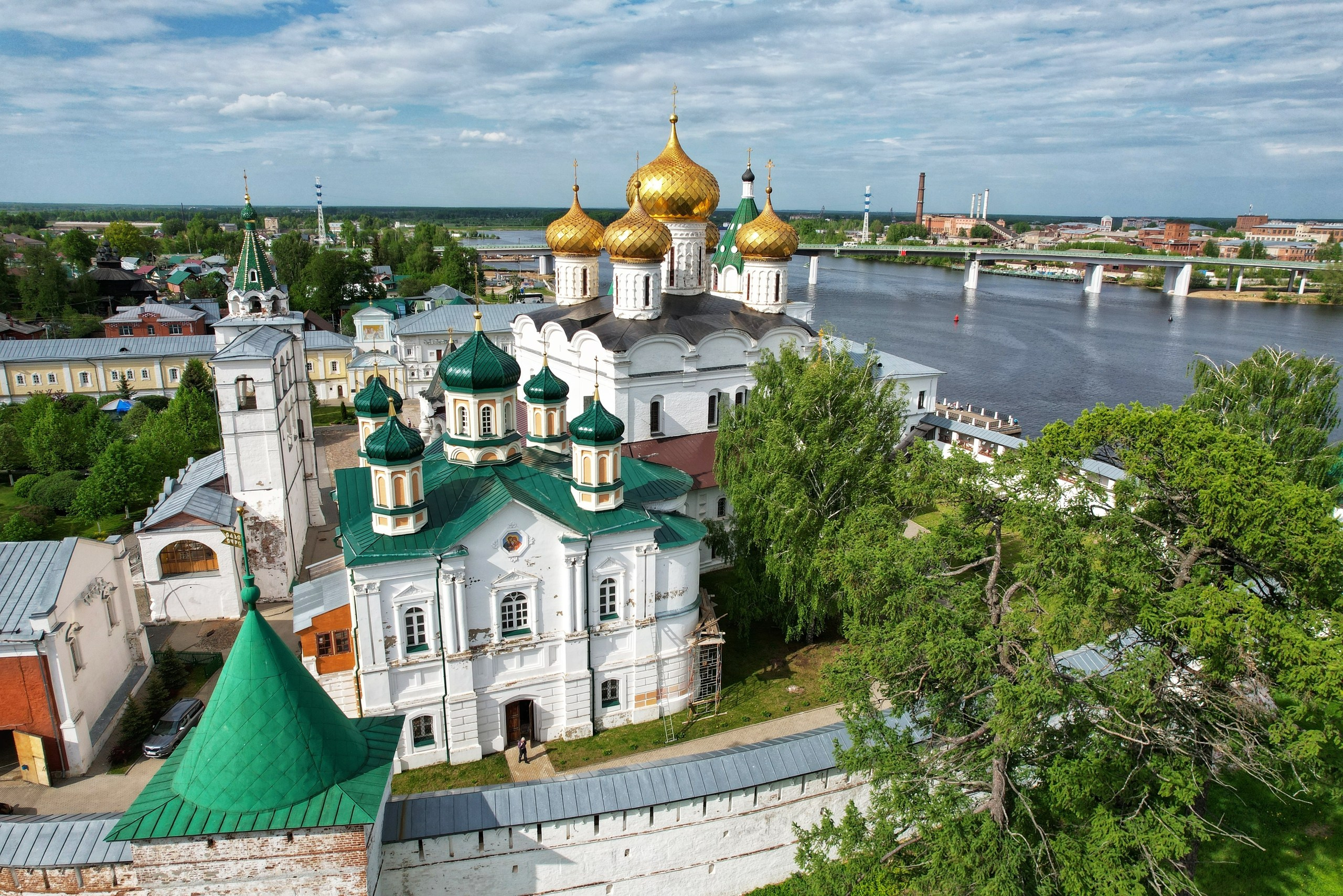 Аэросъёмка (фото). Фото и видеосъёмка в Ярославле | Грибов Медиа контент студия  — от 2500 ₽/час