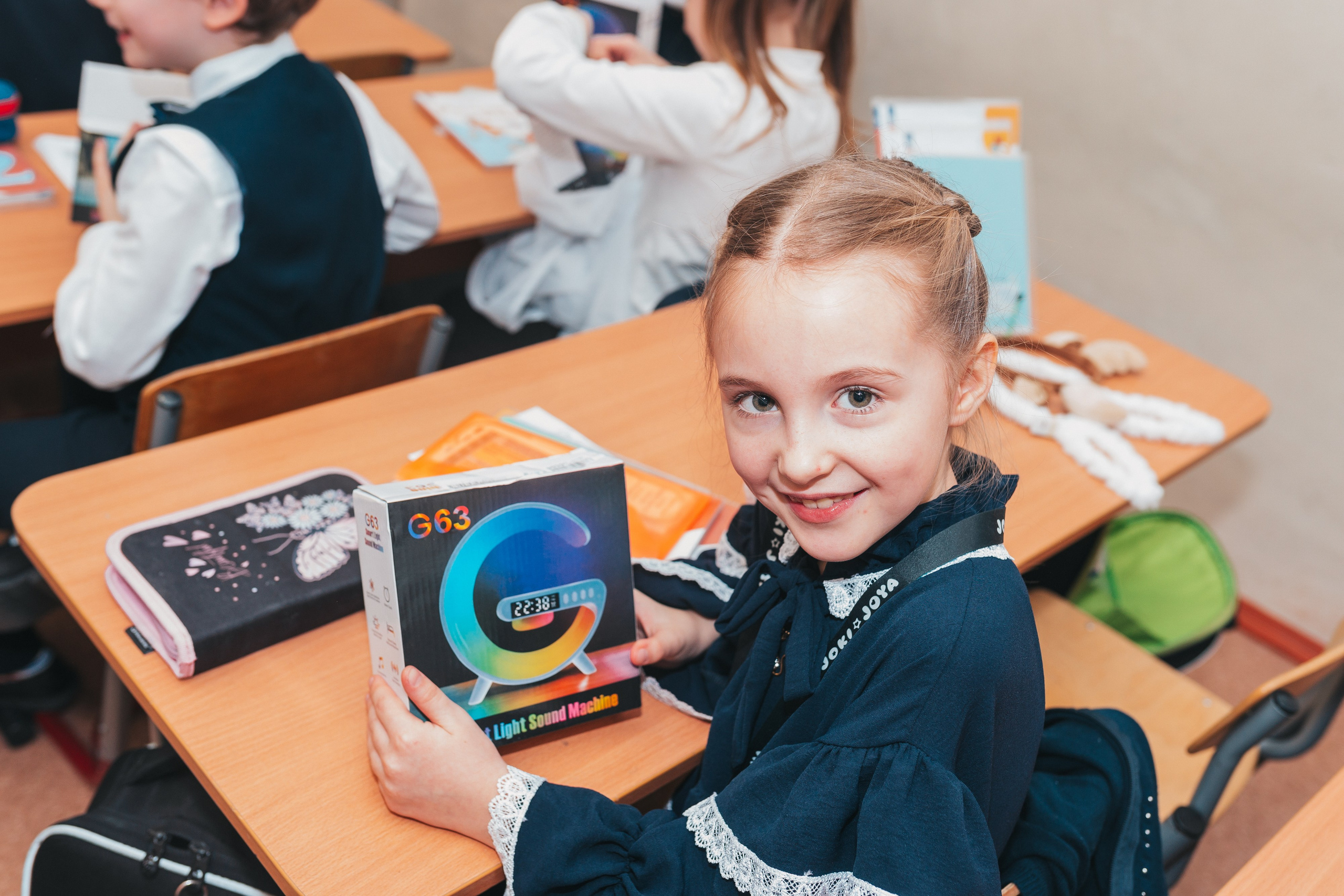 2 класс Новый год. Школьные альбомы и альбомы для детского сада. Юлия Осипова. Москва