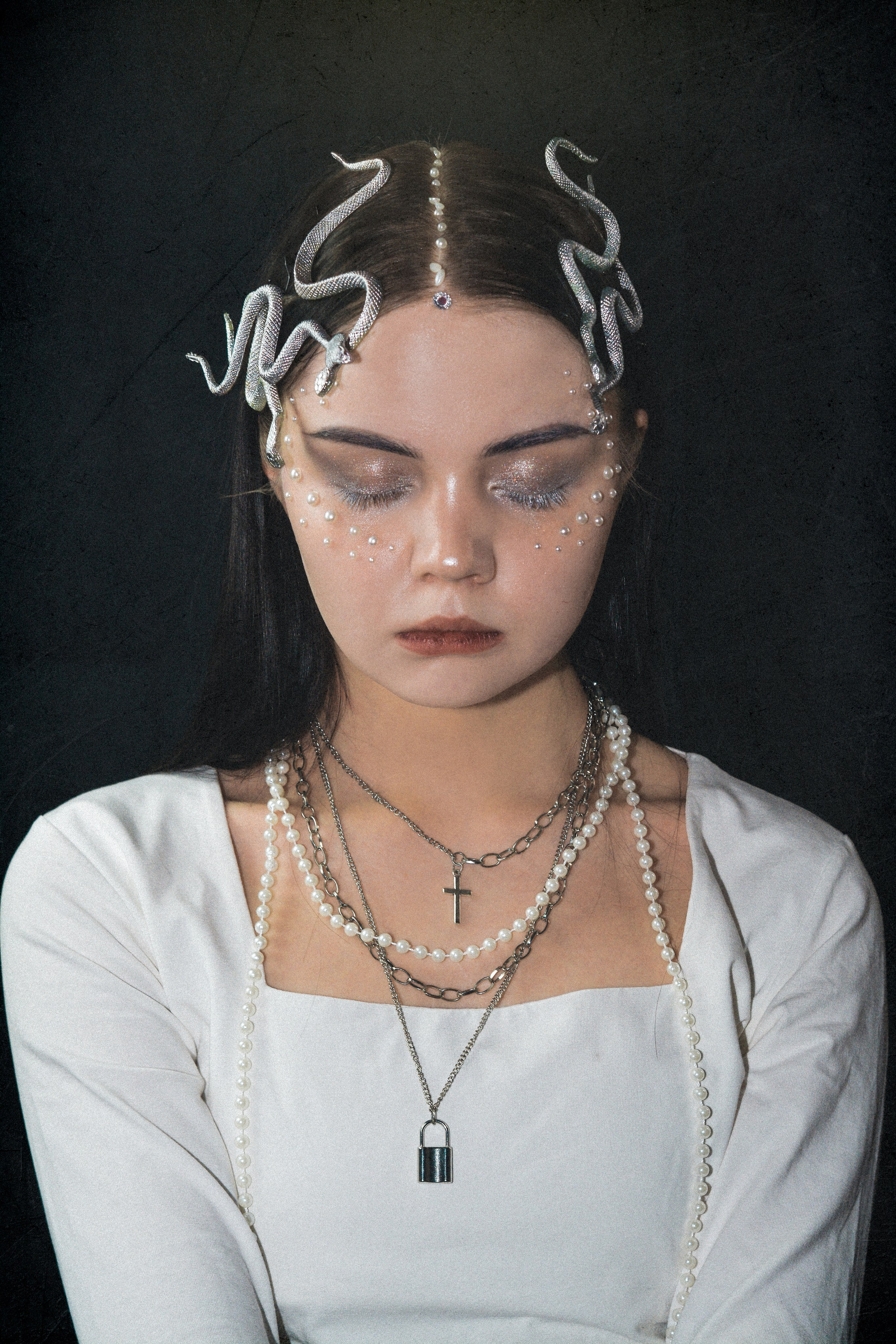 Snakes. Vcut studio| Фотограф Валерия Мустаева