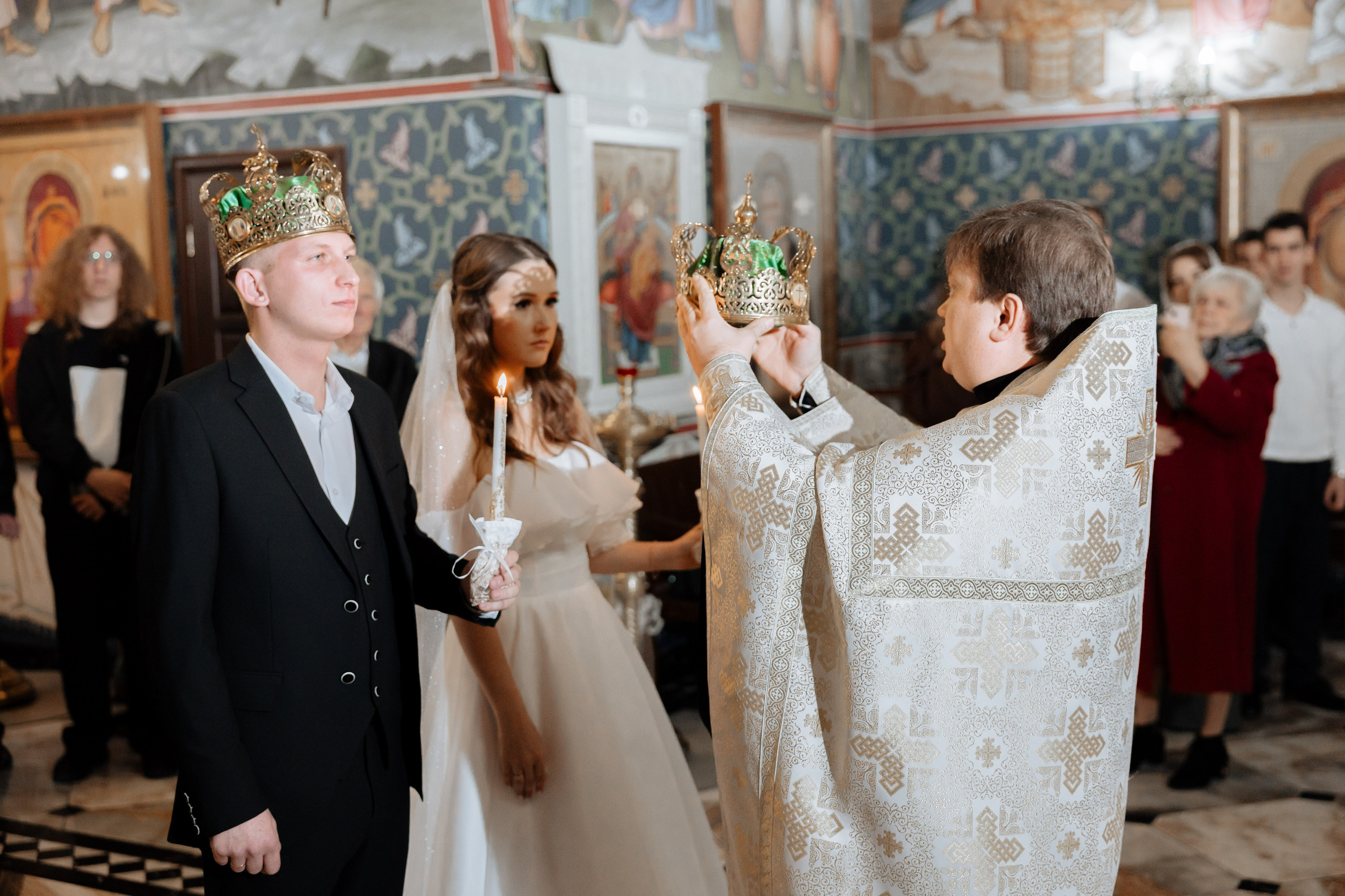 Церковь. Профессиональный фотограф и видеооператор