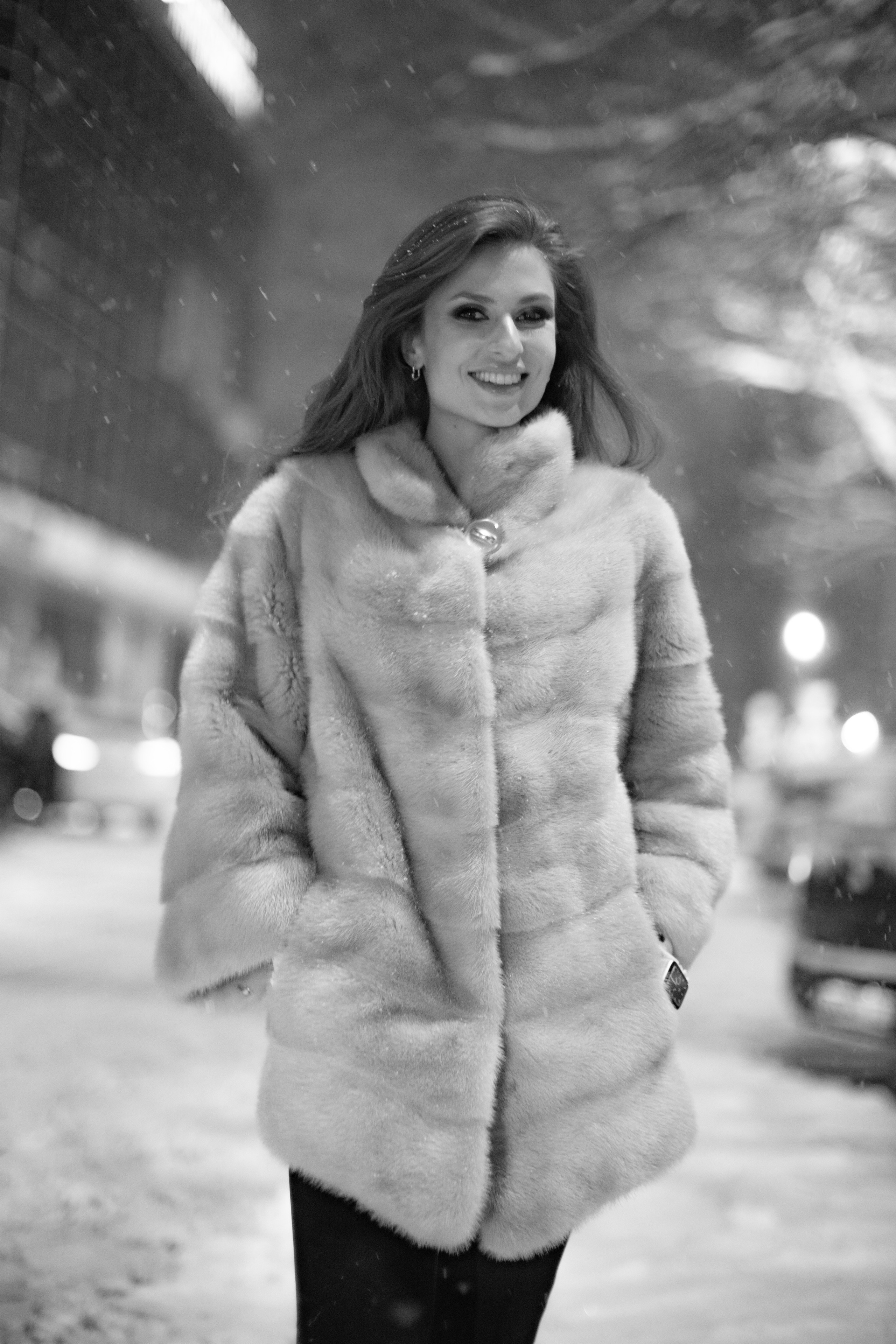 Черное и белое. Профессиональный фотограф и видеооператор