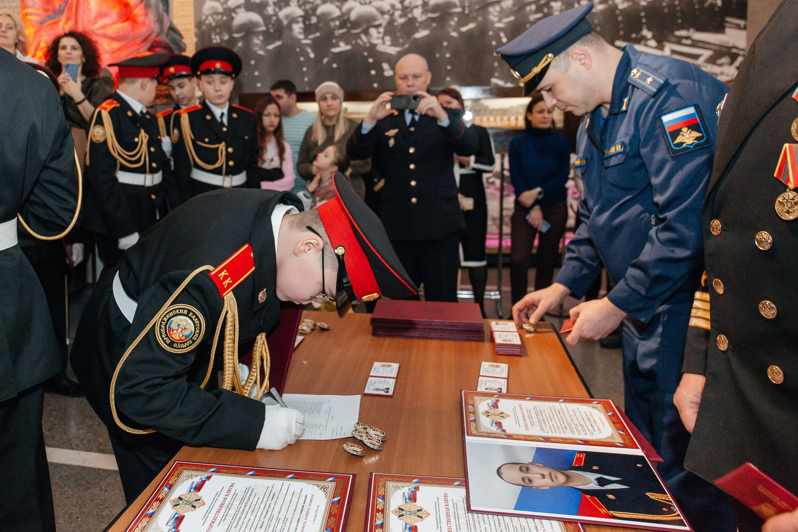 Фотограф на присягу. Присяга в музее Вооруженных сил. Фото Радости. Свадебный и семейный фотограф в Москве Юлия Самойлова